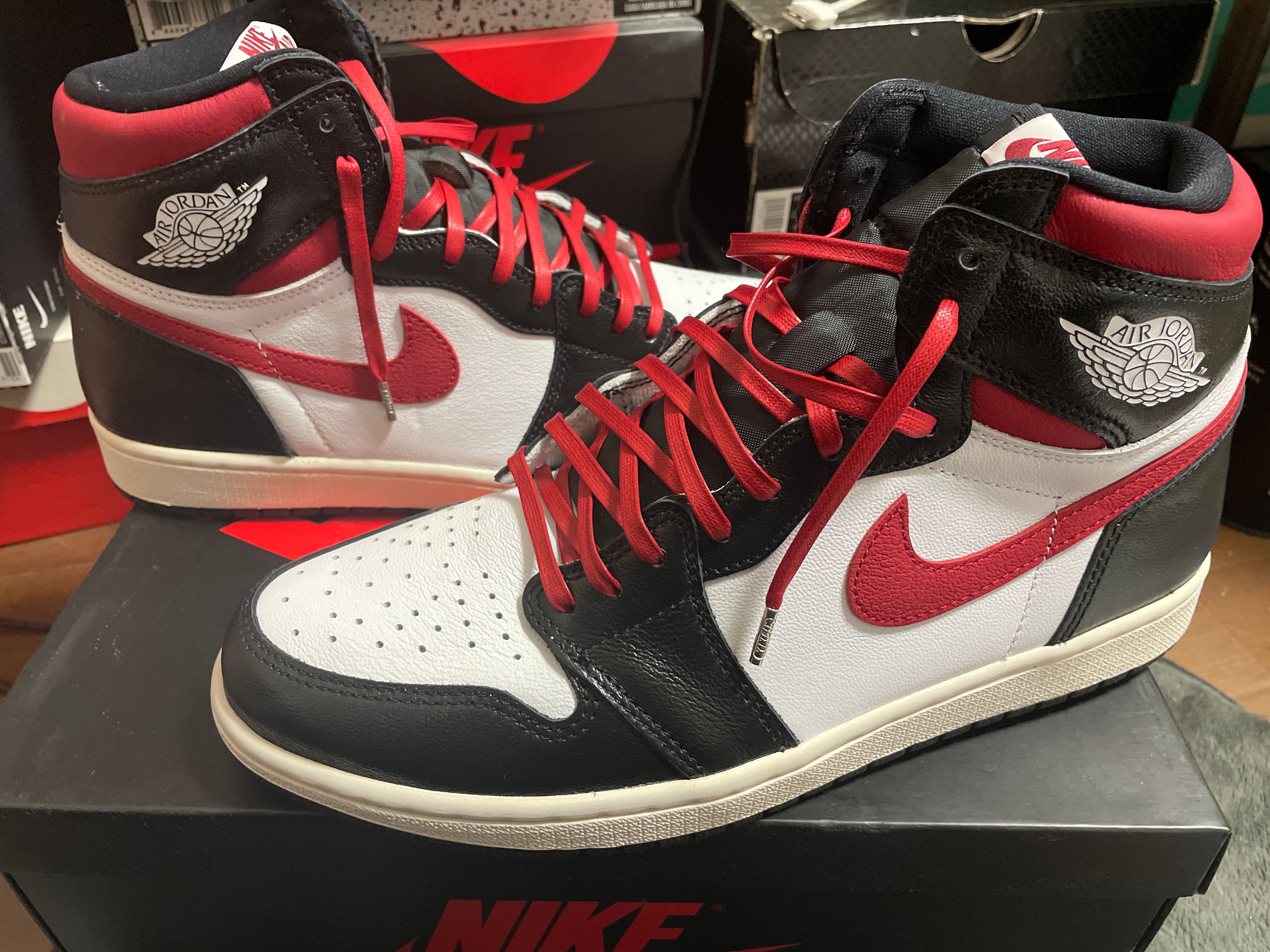 Nike Air Jordan 1 Retro High "Black/White/Sail/Gym Red"    