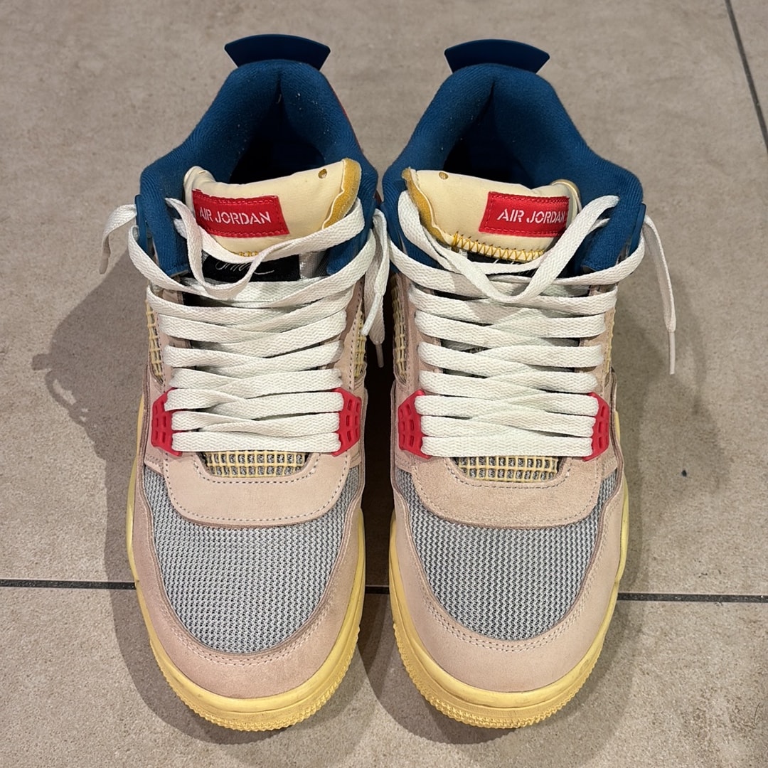 UNION × Nike Air Jordan 4 SP "Guava Ice/Light Fusion Red"