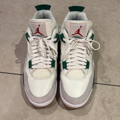 Nike SB × Air Jordan 4 Retro SP "Pine Green"