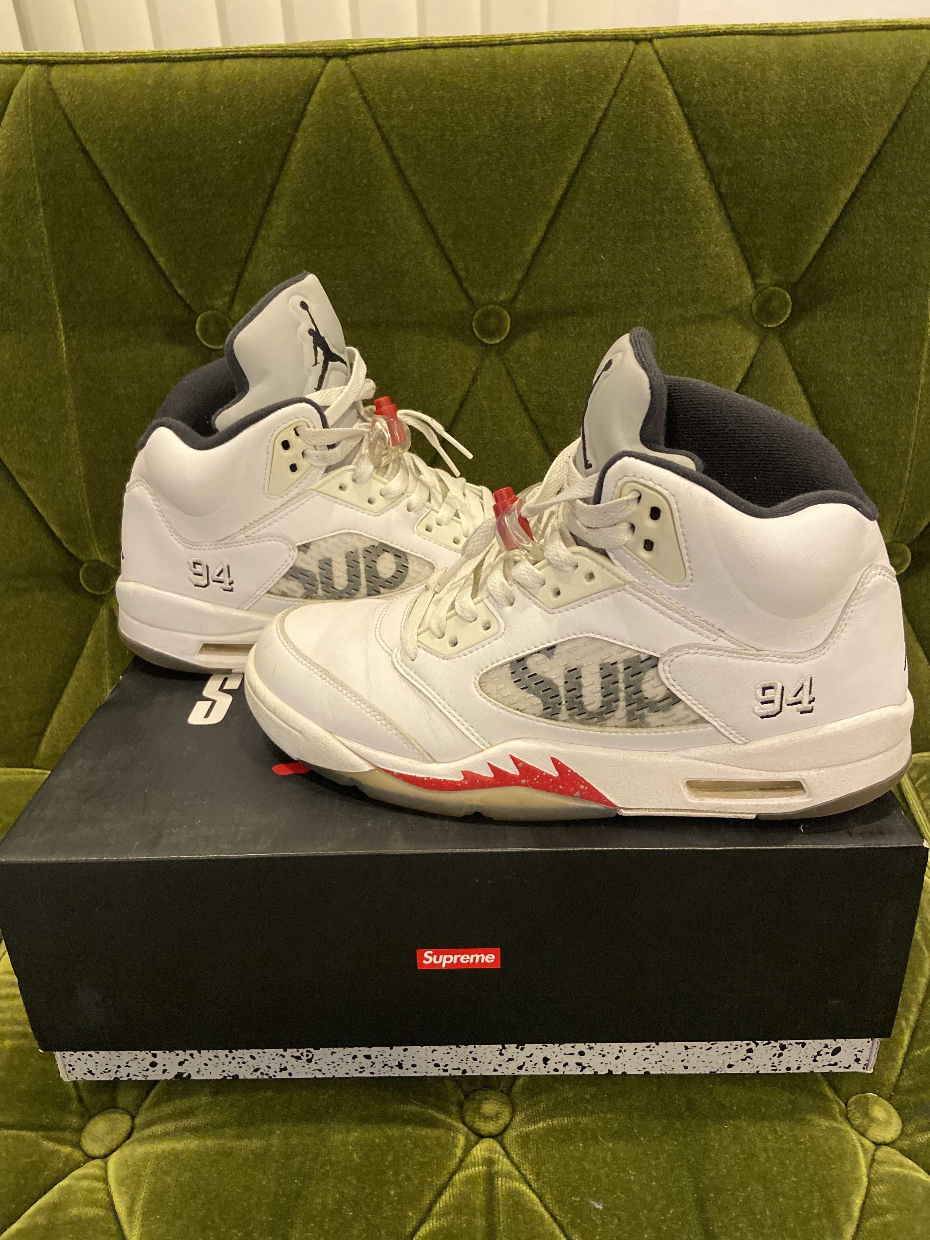 Supreme × Nike Air Jordan 5 Retro "White"