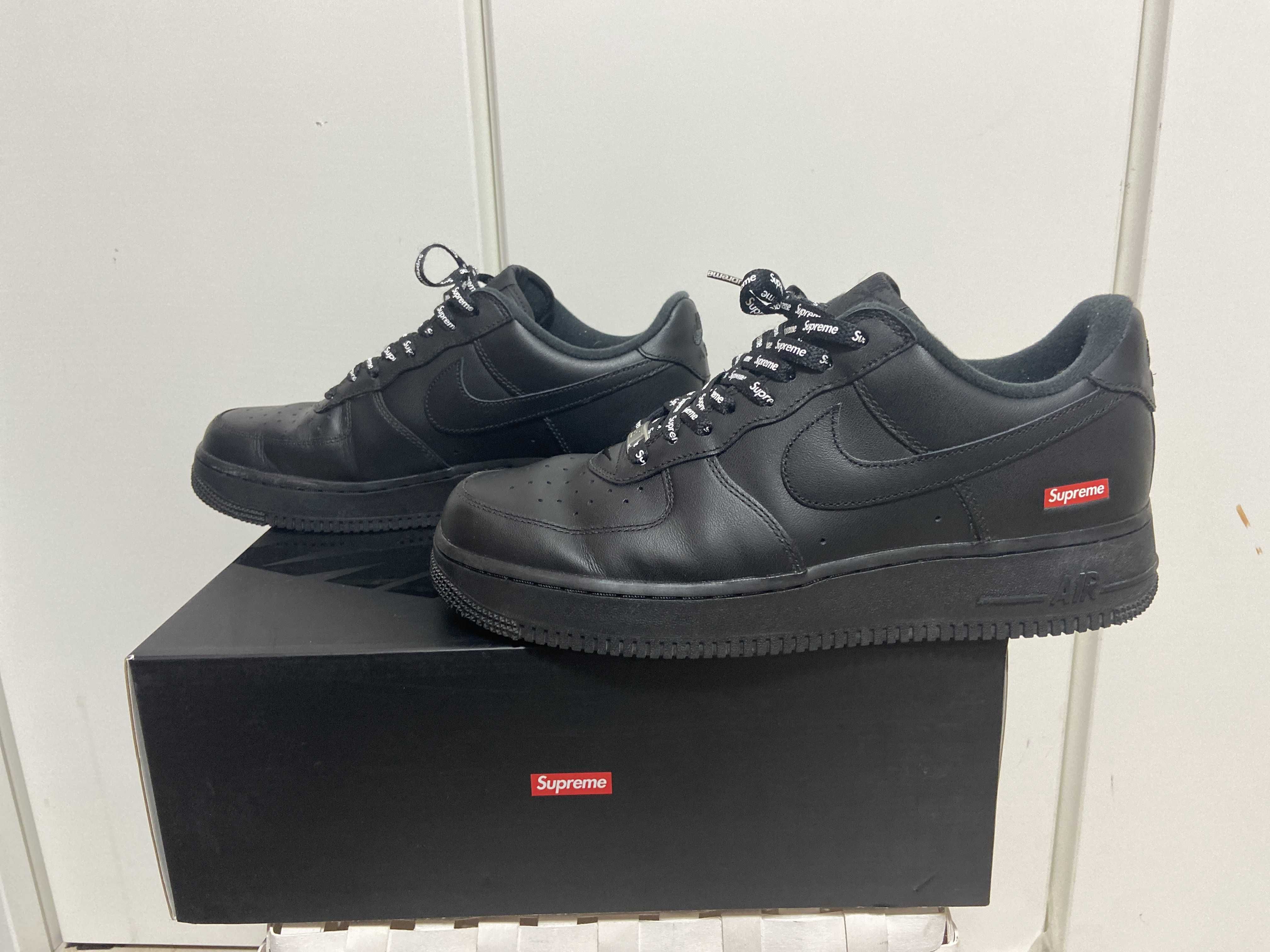 Supreme × Nike Air Force 1 Low "Black"