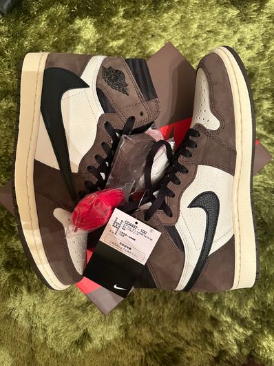 Travis Scott × Nike Air Jordan 1 Retro High OG TS SP "Sail/Dark Mocha"