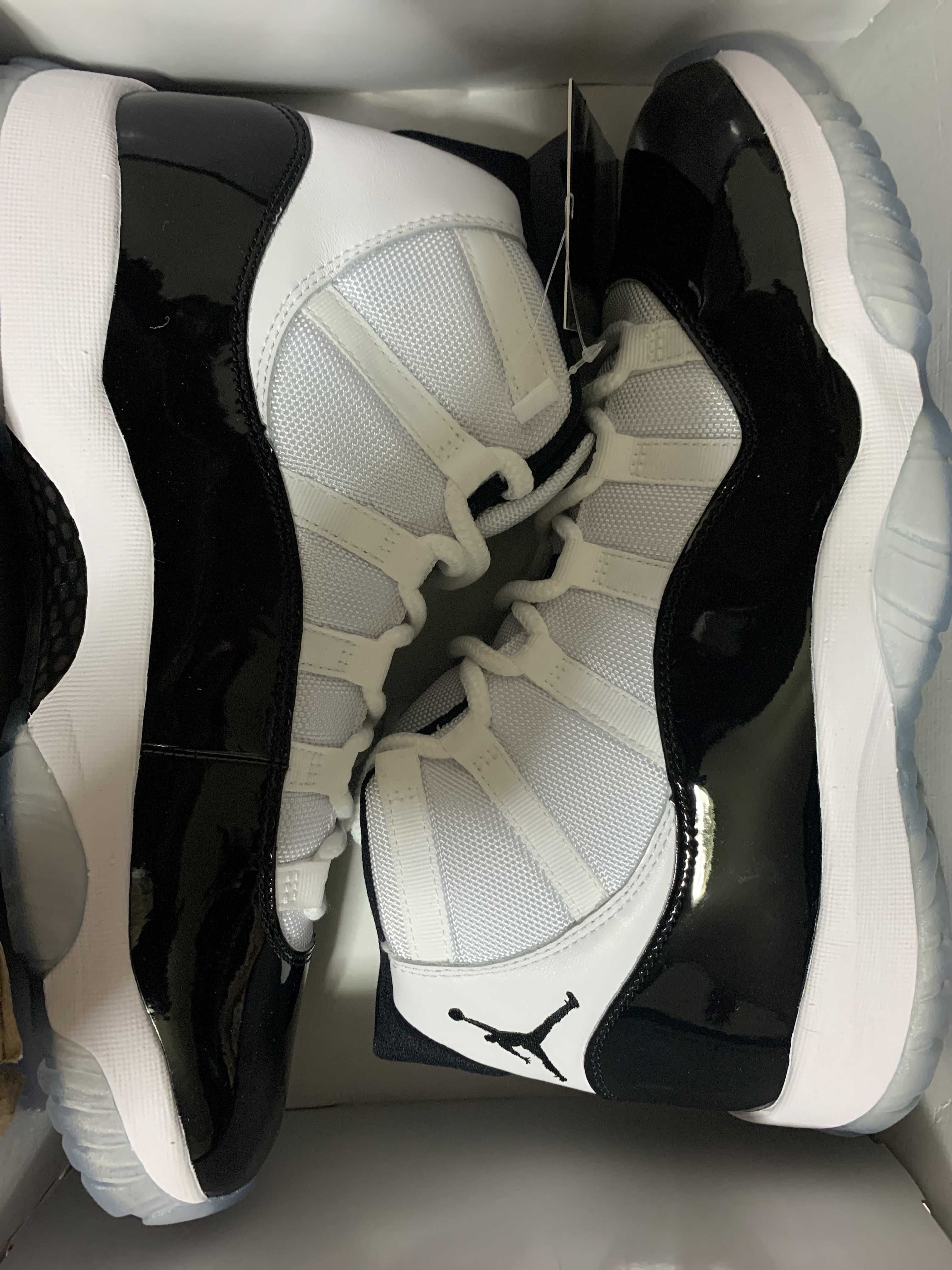 Nike Air Jordan 11 Retro "Concord" (2018)