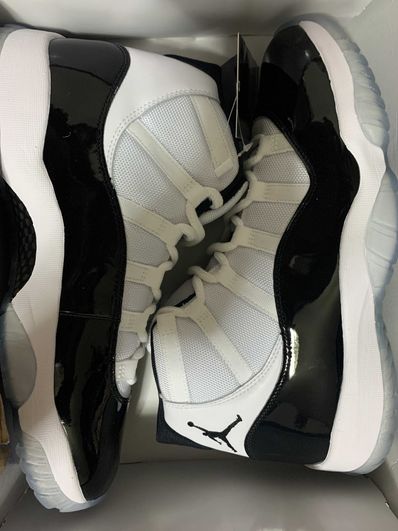 Nike Air Jordan 11 Retro "Concord" (2018)