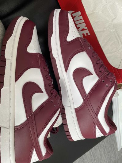 NIKE Women's DUNK LOW "BORDEAUX"