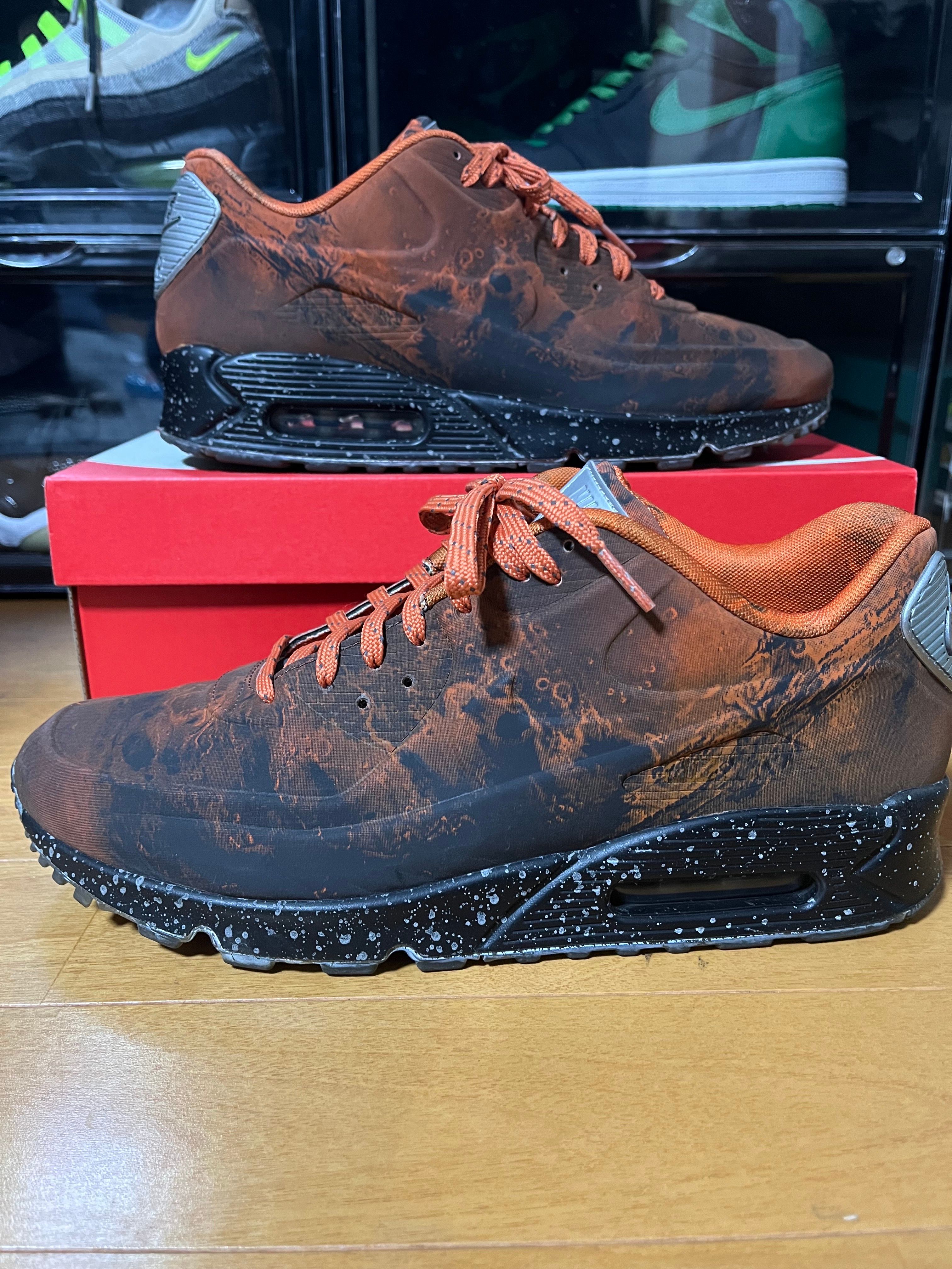 NIKE AIR MAX 90 QS "MARS LANDING"
