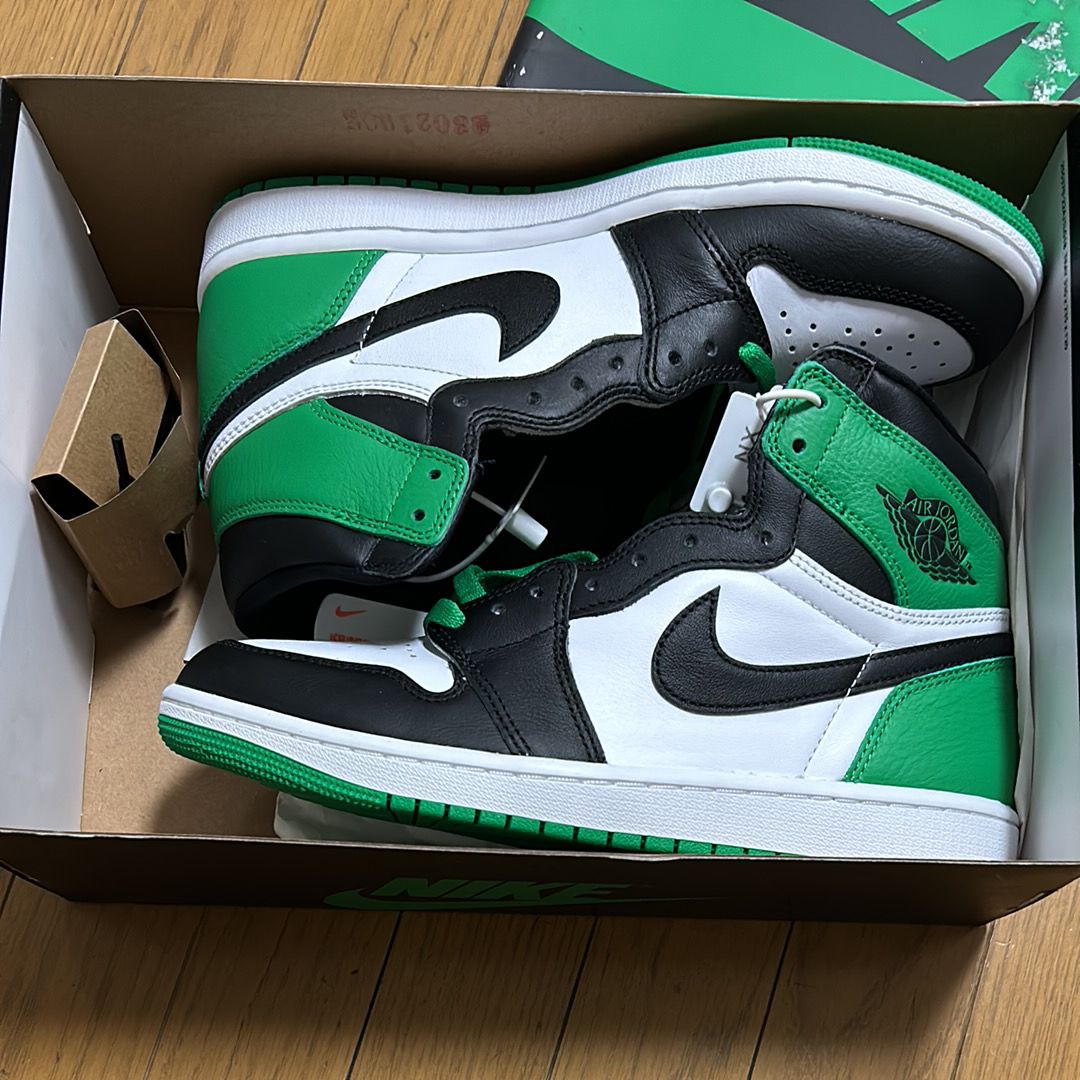 Nike Air Jordan 1 Retro High OG "Celtics/Black and Lucky Green" (2023)