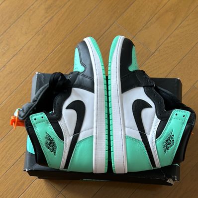 Nike Air Jordan 1 High OG "Green Glow"