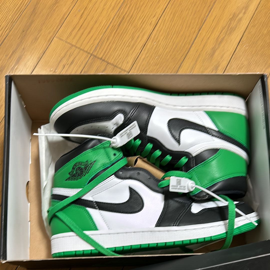 Nike Air Jordan 1 Retro High OG "Celtics/Black and Lucky Green" (2023)