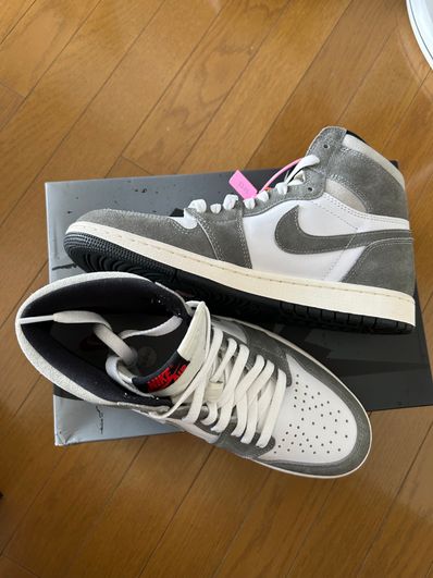 Nike Air Jordan 1 Retro High OG "Black and Smoke Grey"