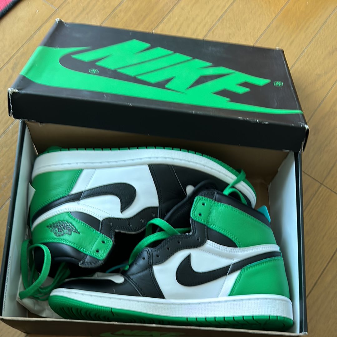 Nike Air Jordan 1 Retro High OG "Celtics/Black and Lucky Green" (2023)