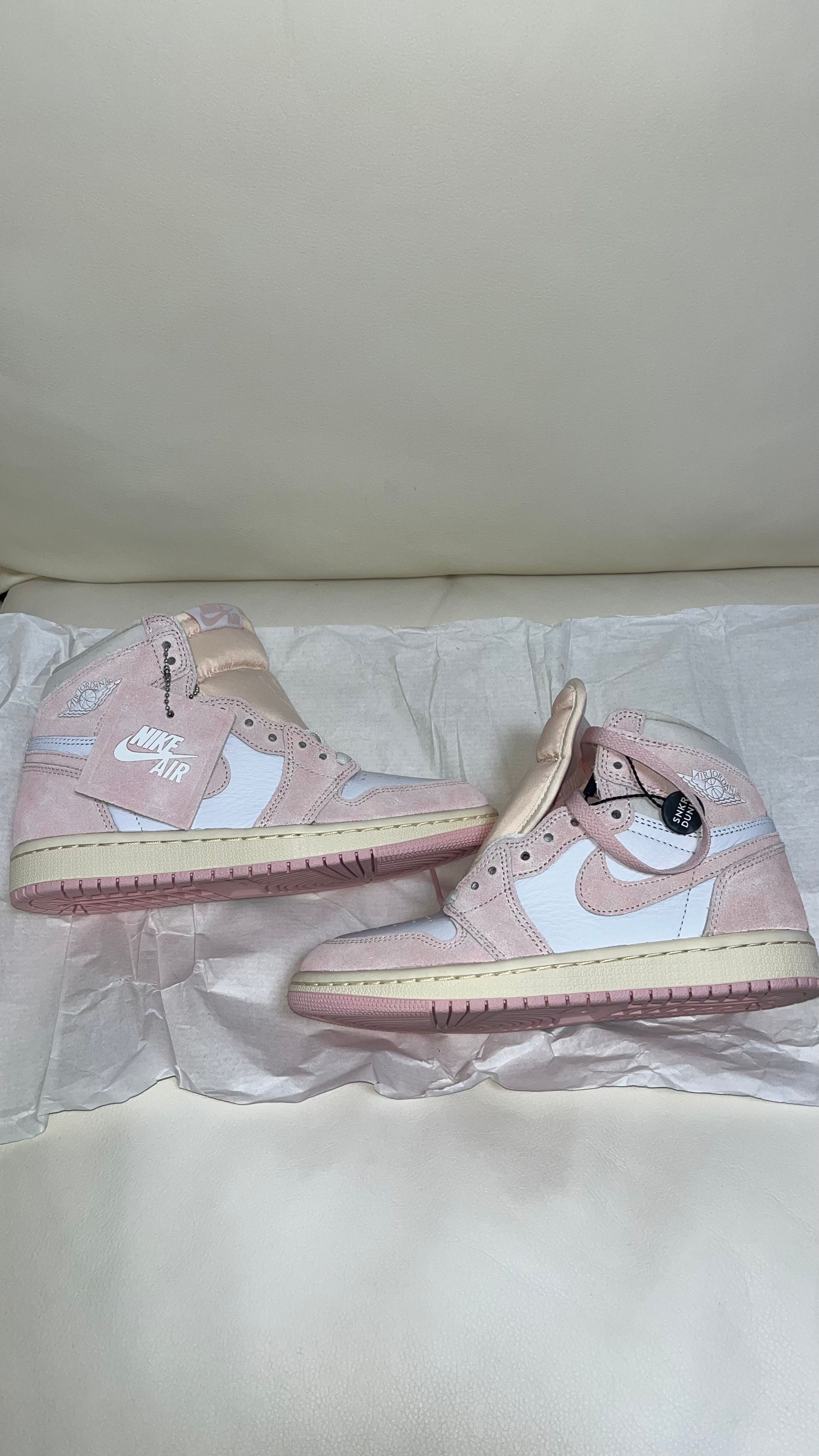 Nike Women's Air Jordan 1 Retro High OG "Washed Pink"