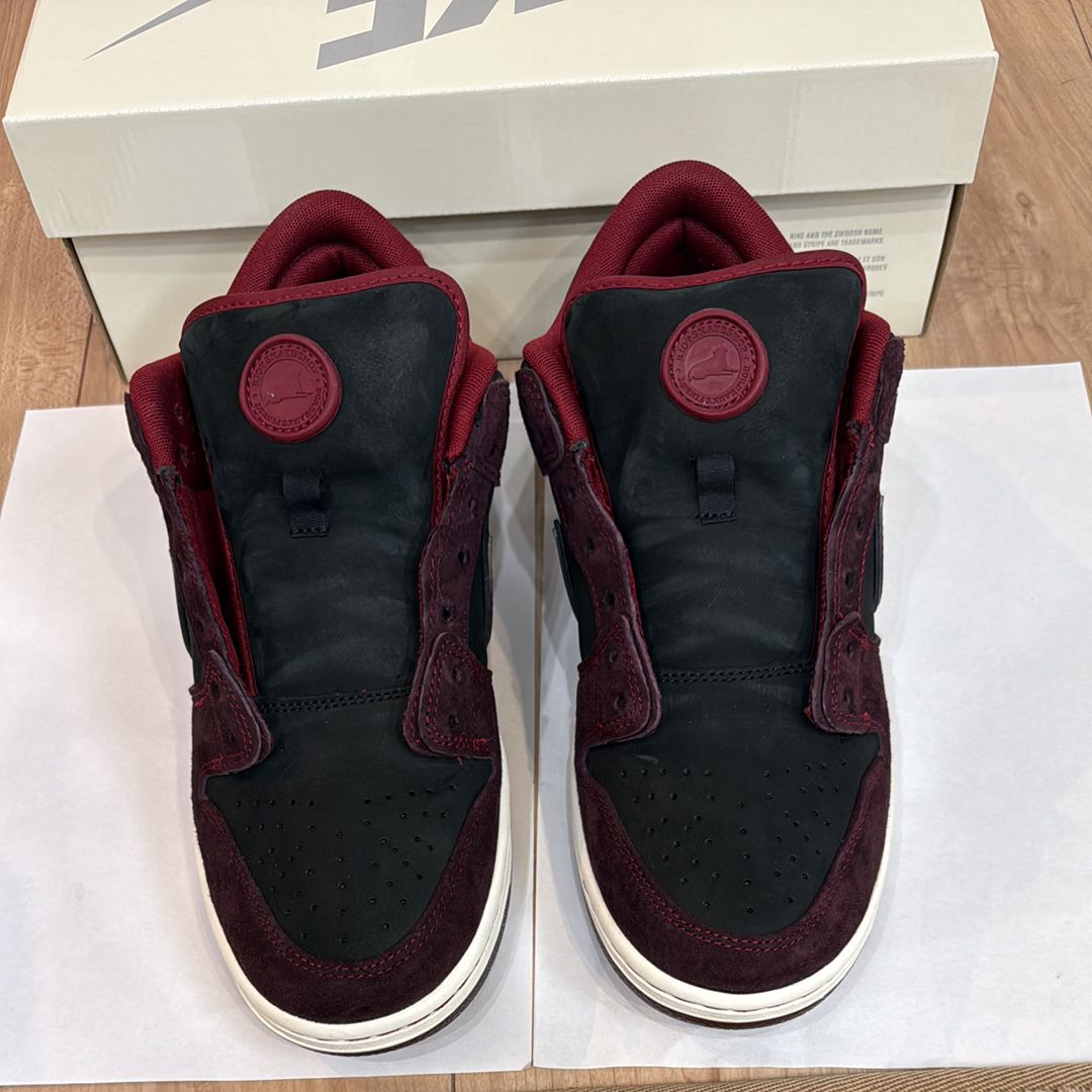 Riot Skateshop × Nike SB Dunk Low Pro QS "Mahogany and Team Red"