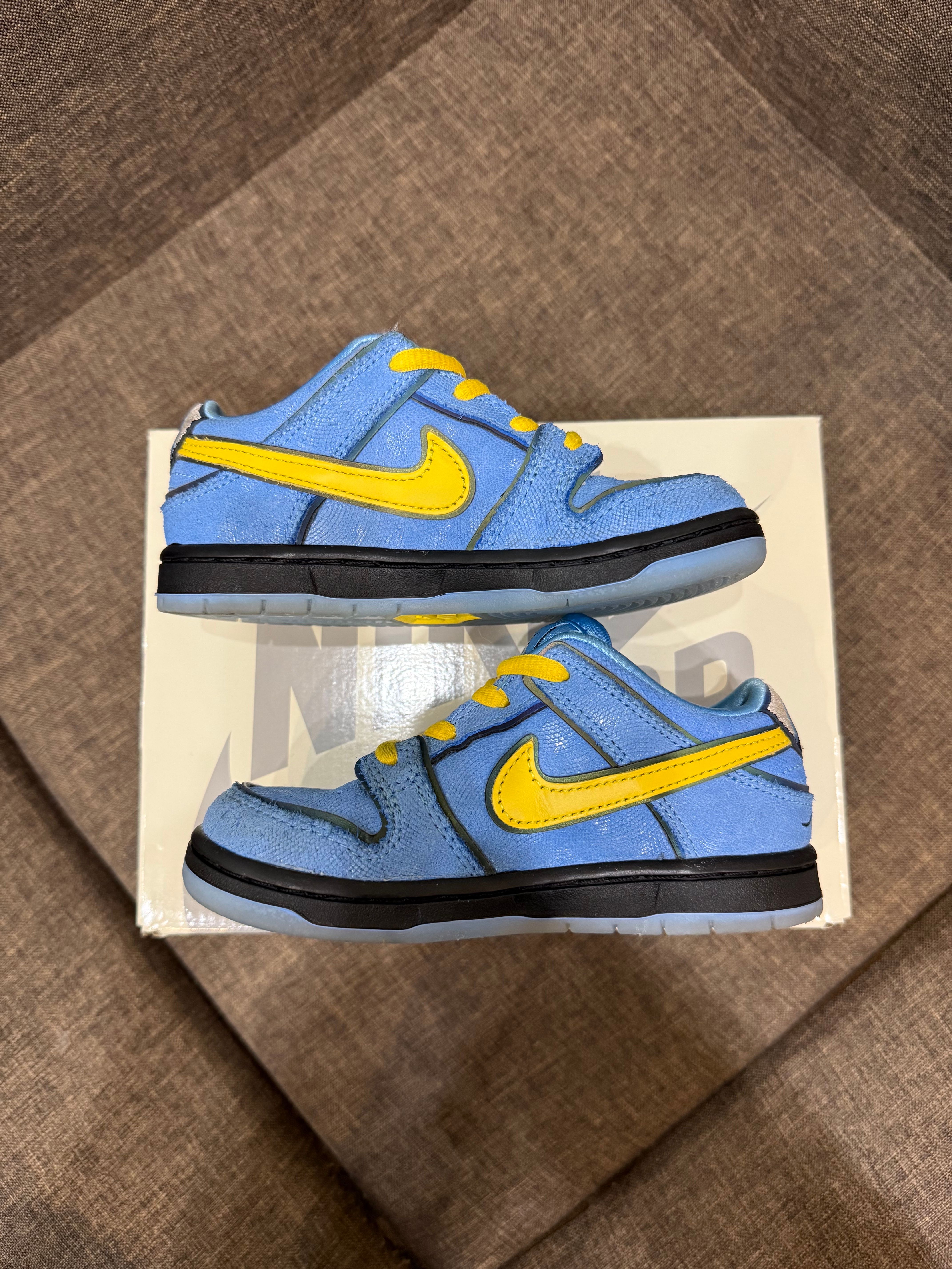 The Powerpuff Girls × Nike SB TD Dunk Low Pro QS "Bubbles"