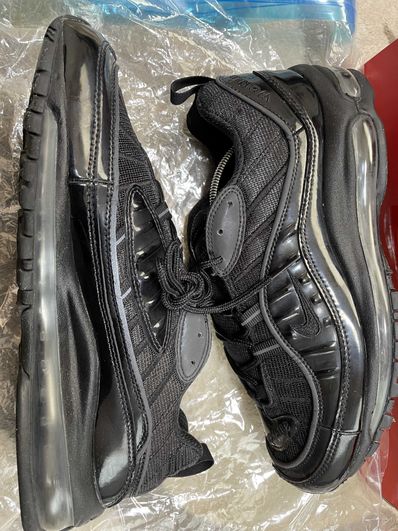 Supreme × Nike Air Max 98 "Black"