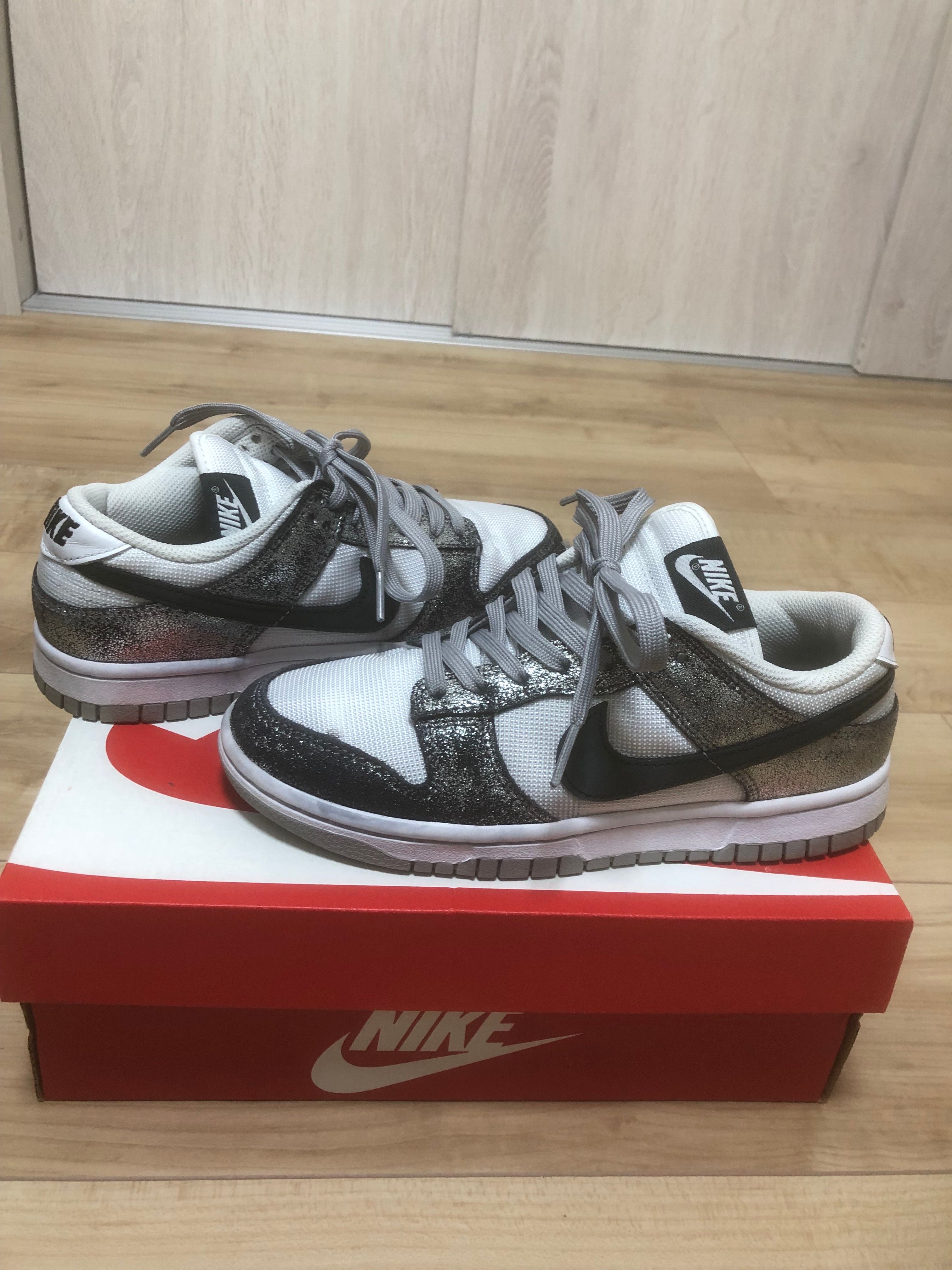 Nike Women's Dunk Low "Golden Gals"