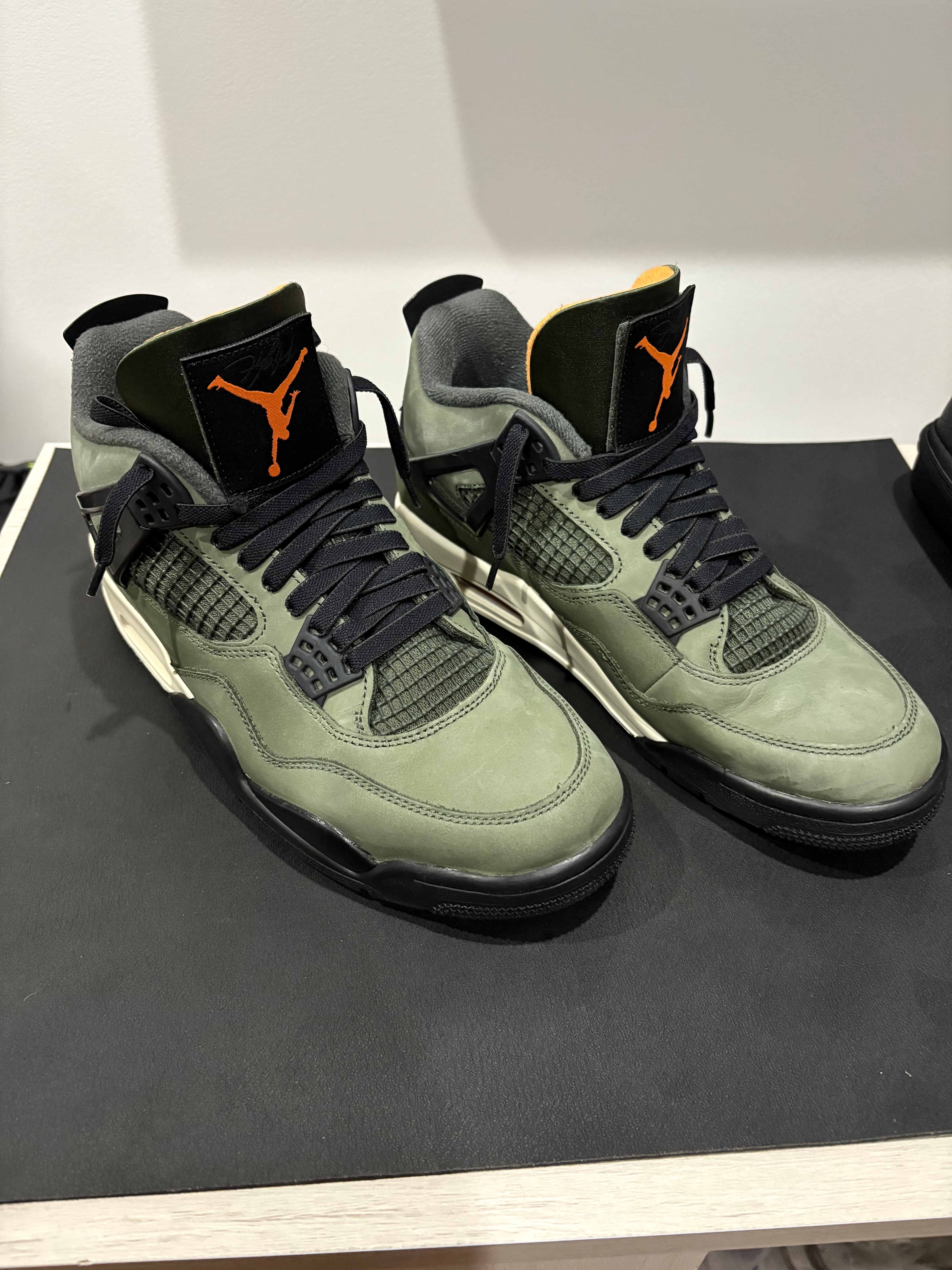 UNDEFEATED × Nike Air Jordan 4 Retro "Deep Green" (2025)