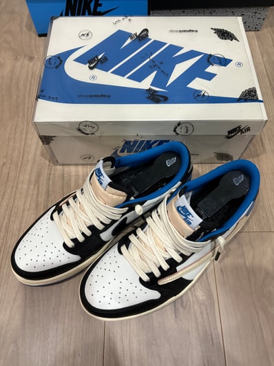 Travis Scott × fragment design × Nike Air Jordan 1 Low OG SP "Military Blue"