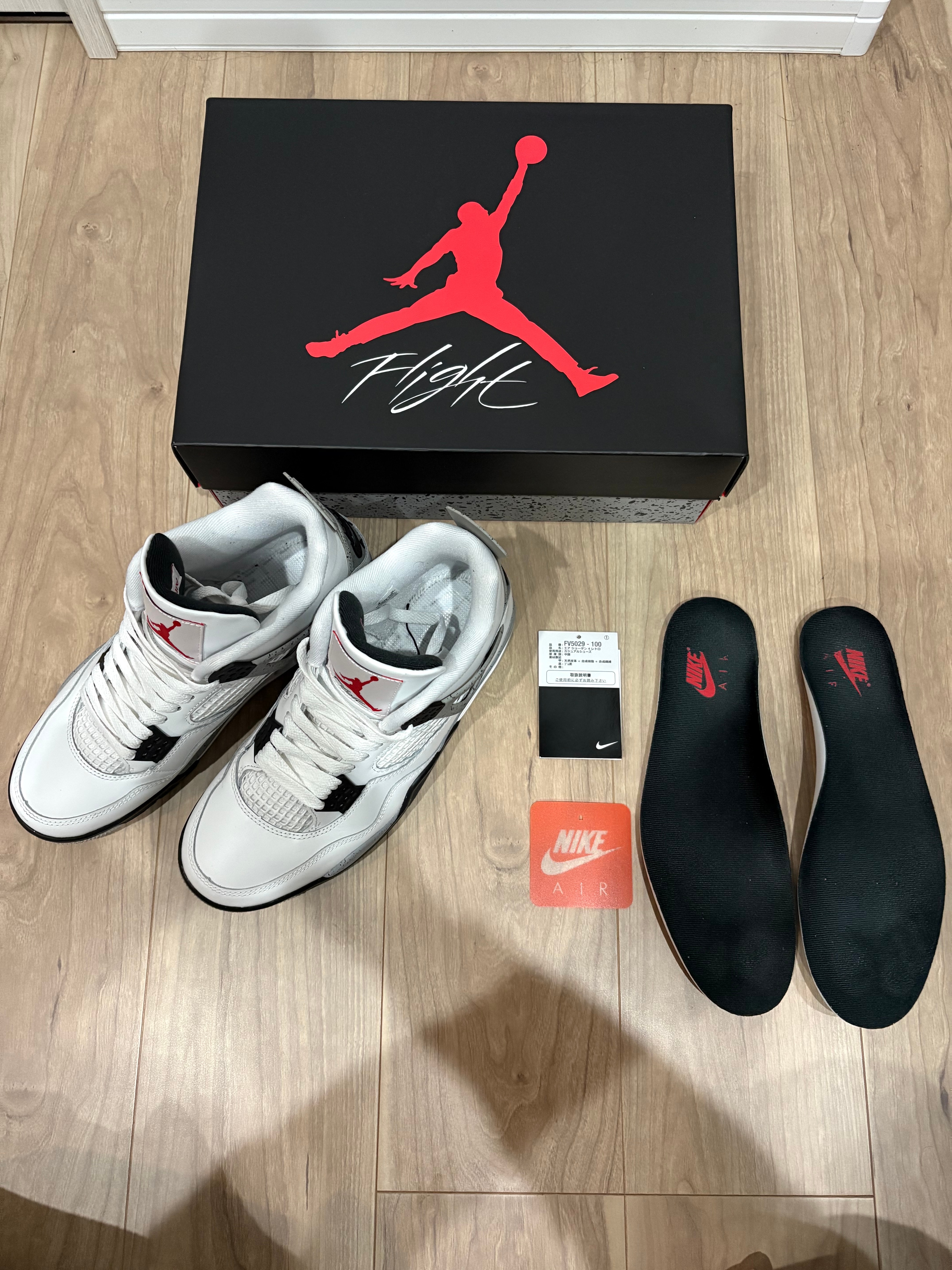 ナイキ エアジョーダン4 レトロ "ホワイト/セメント" (2025)