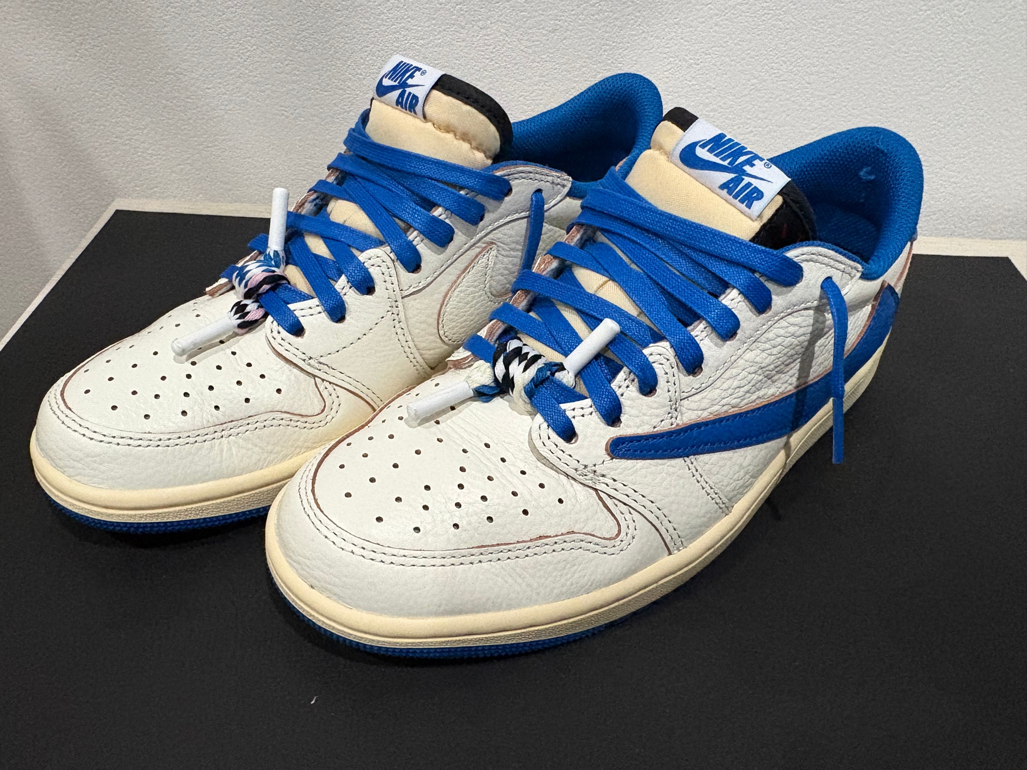 Travis Scott × fragment design × Nike Air Jordan 1 Low OG "Sail/Military Blue"
