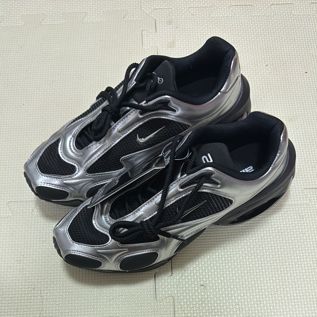 Nike Women's Air Max Muse "Black/Metallic Silver"