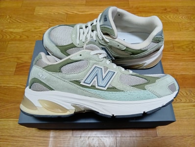 New Balance 2010 "Wasabi" (atmos Japan Exclusive)