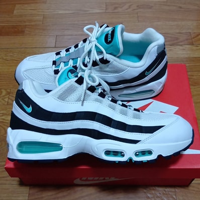 Nike Air Max 95 OG "White and Black"