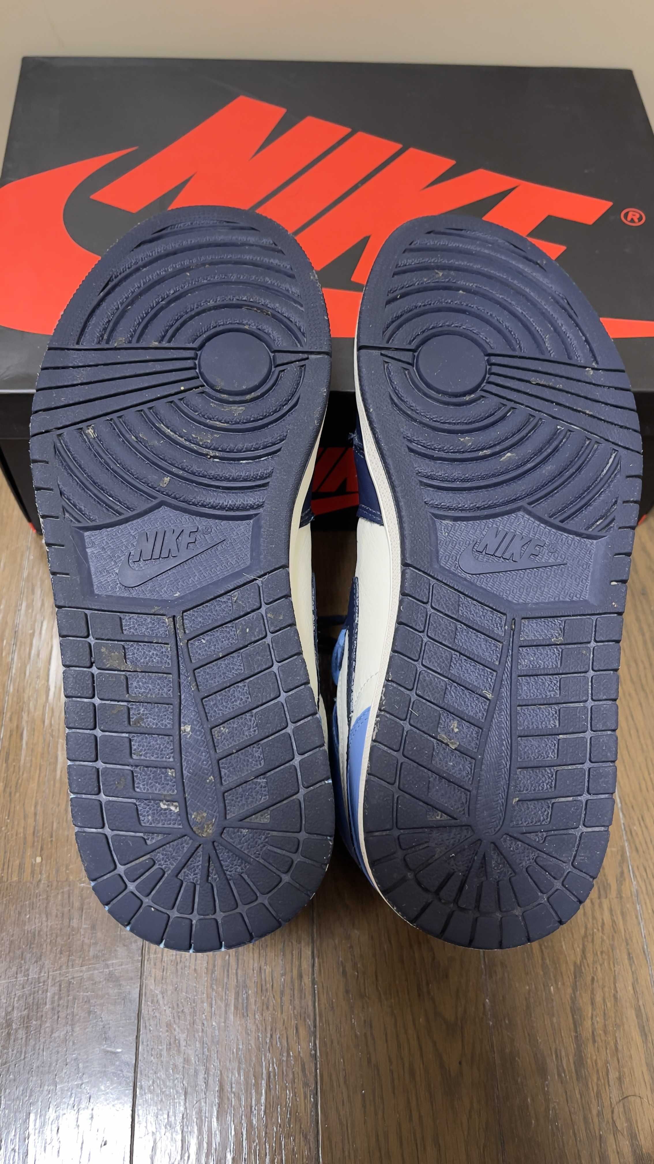 Nike Air Jordan 1 Retro High OG "Obsidian/University Blue"