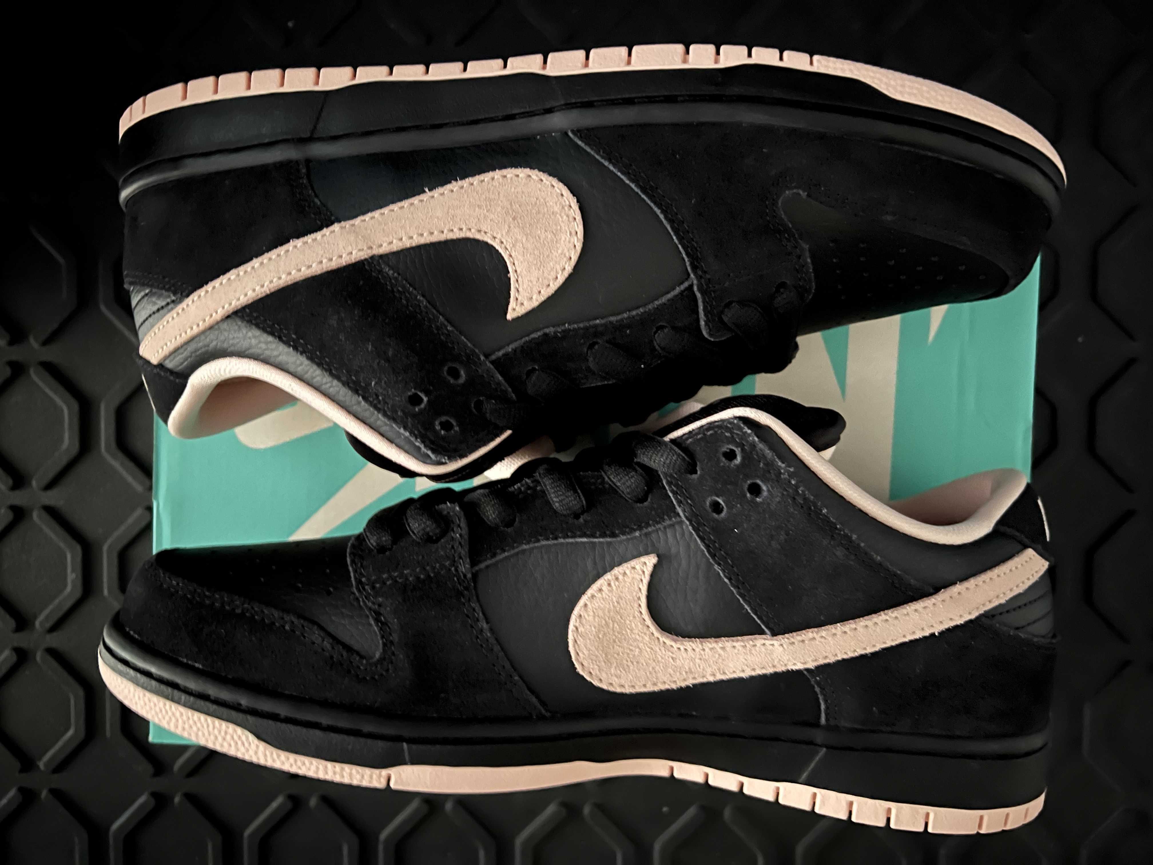 Nike SB Dunk Low PRO "Black/Washed Coral"