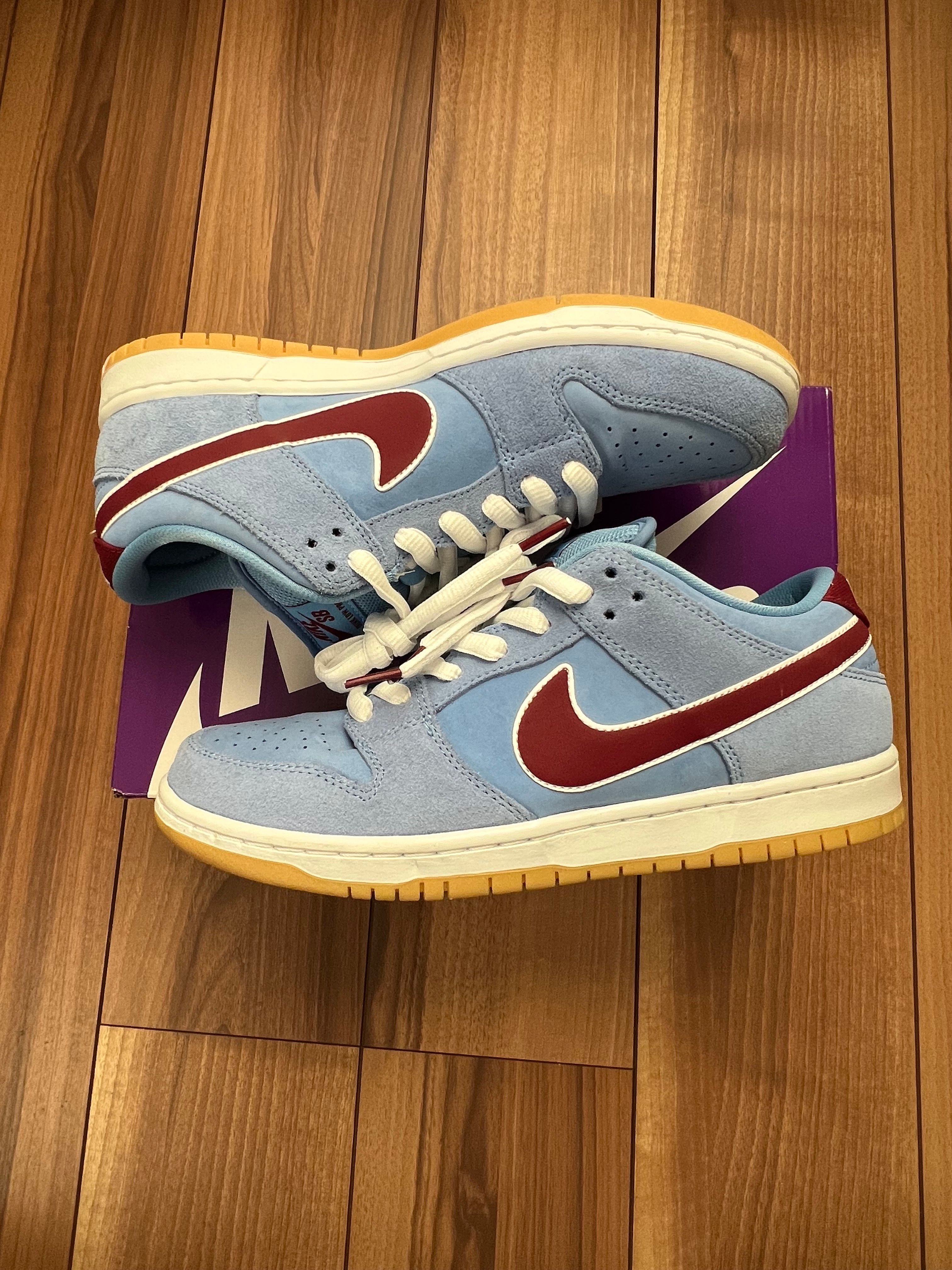 Nike SB Dunk Low Pro "Philadelphia Phillies/Valor Blue and Team Maroon"