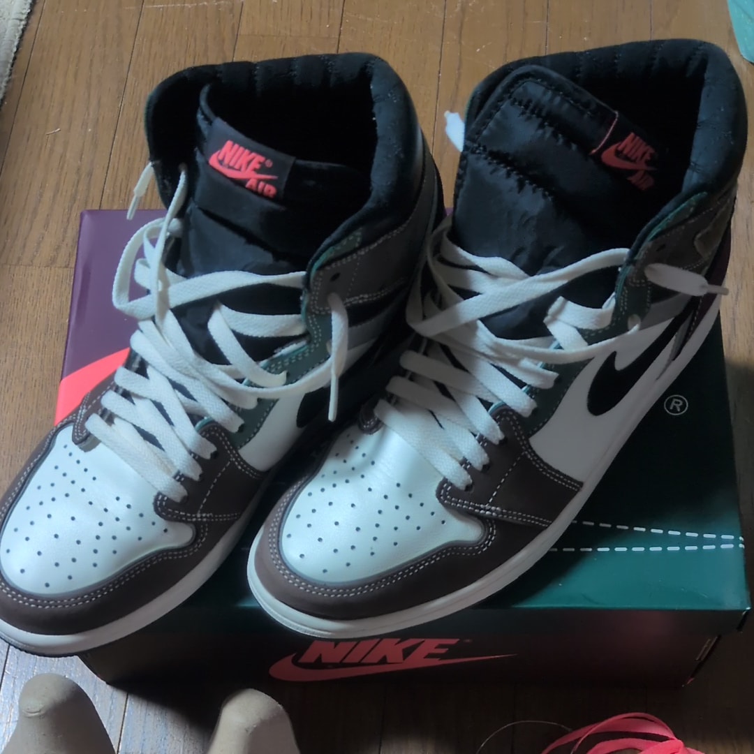Nike Air Jordan 1 High OG "Hand Crafted"