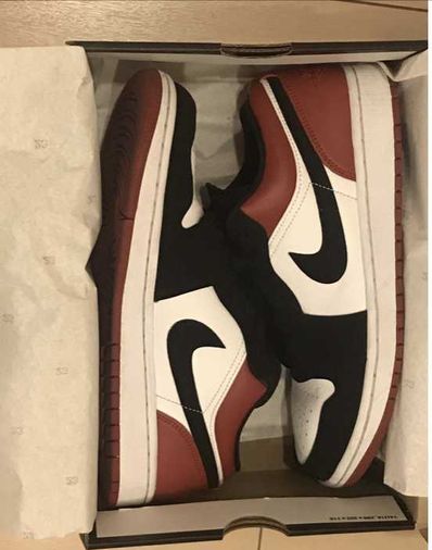 Nike Air Jordan 1 Low "Black Toe"