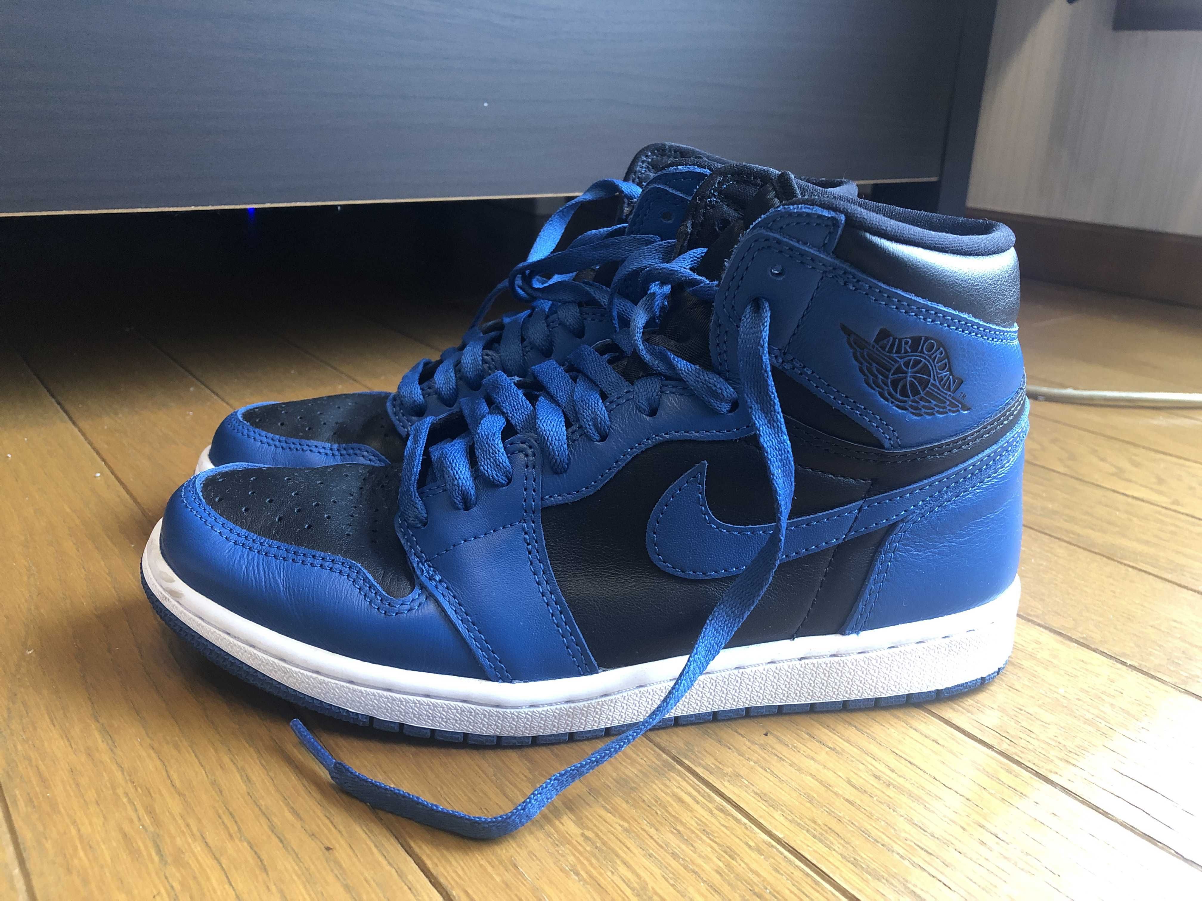 Nike Air Jordan 1 Retro High OG "Dark Marina Blue"