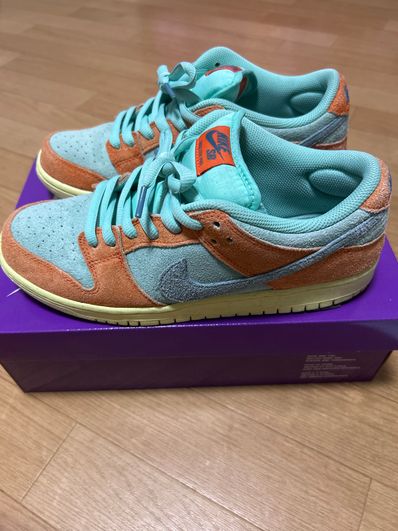 Nike SB Dunk Low Pro PRM "Orange and Emerald Rise"