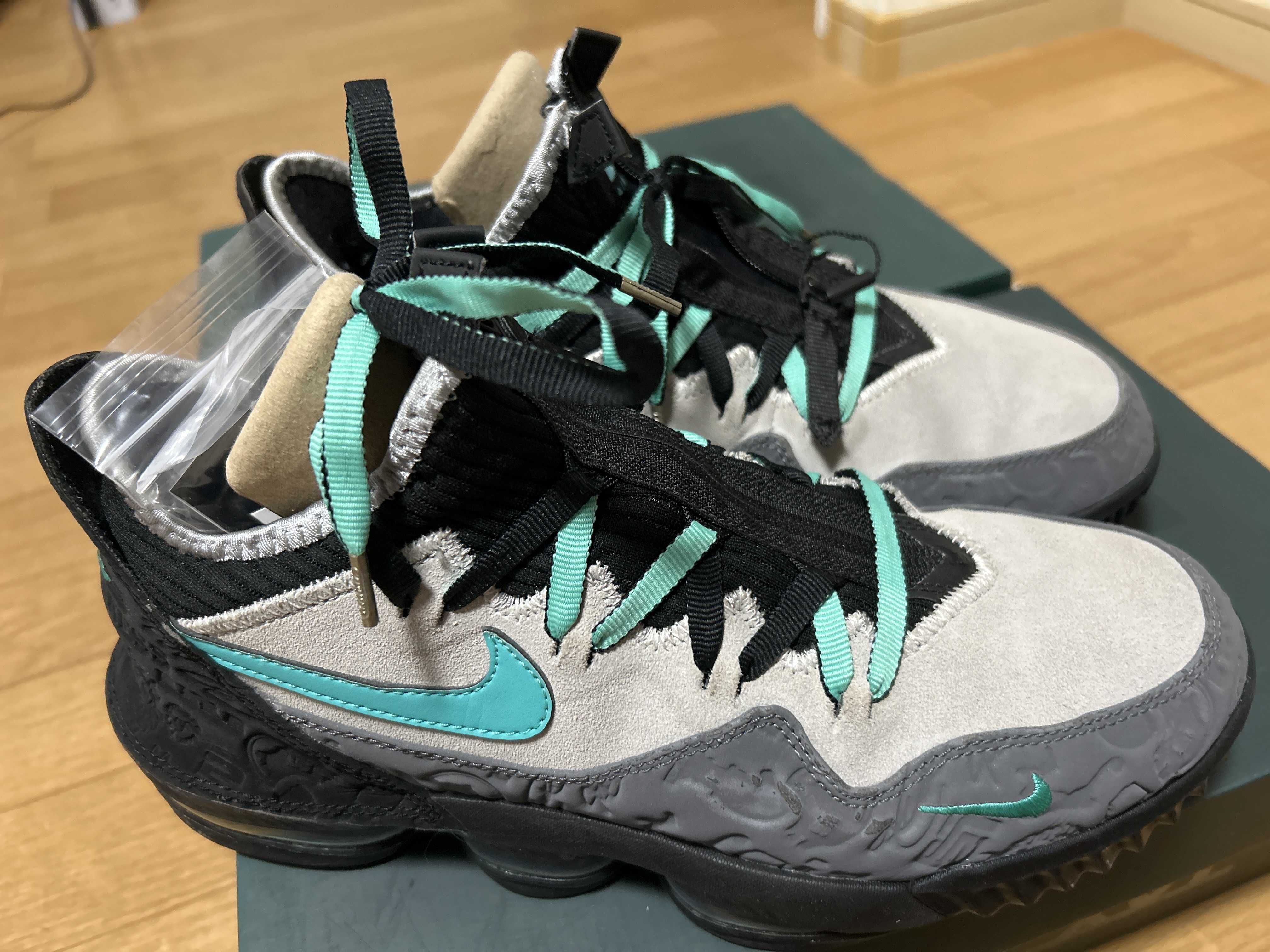 atmos × Nike LeBron 16 "Clear Jade"