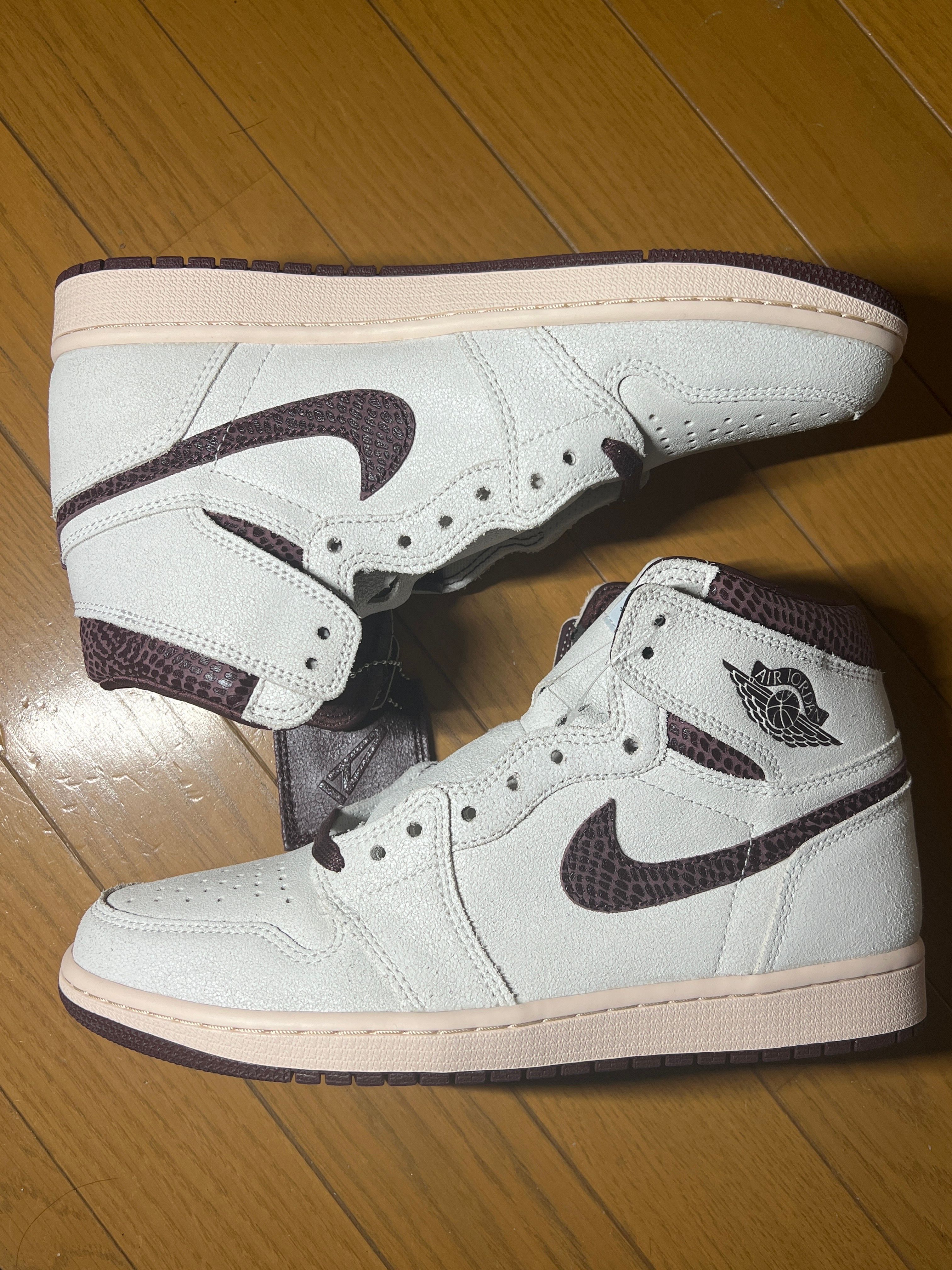 A Ma Maniere × Nike Air Jordan 1 Retro High OG "Sail and Burgundy"