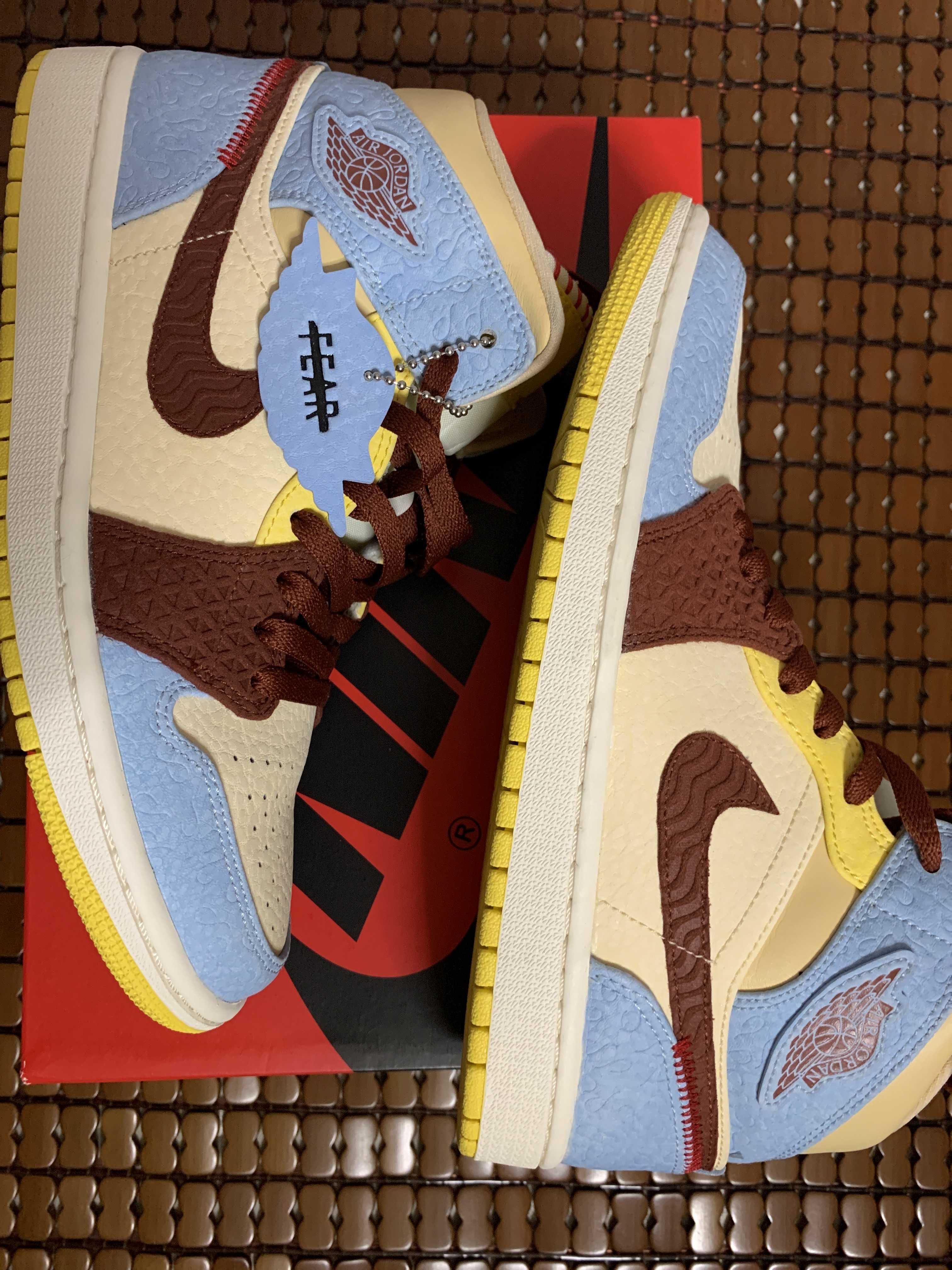 MAISON CHATEAU ROUGE × NIKE AIR JORDAN 1 MID SE "WHITE/LIGHT BLUE"