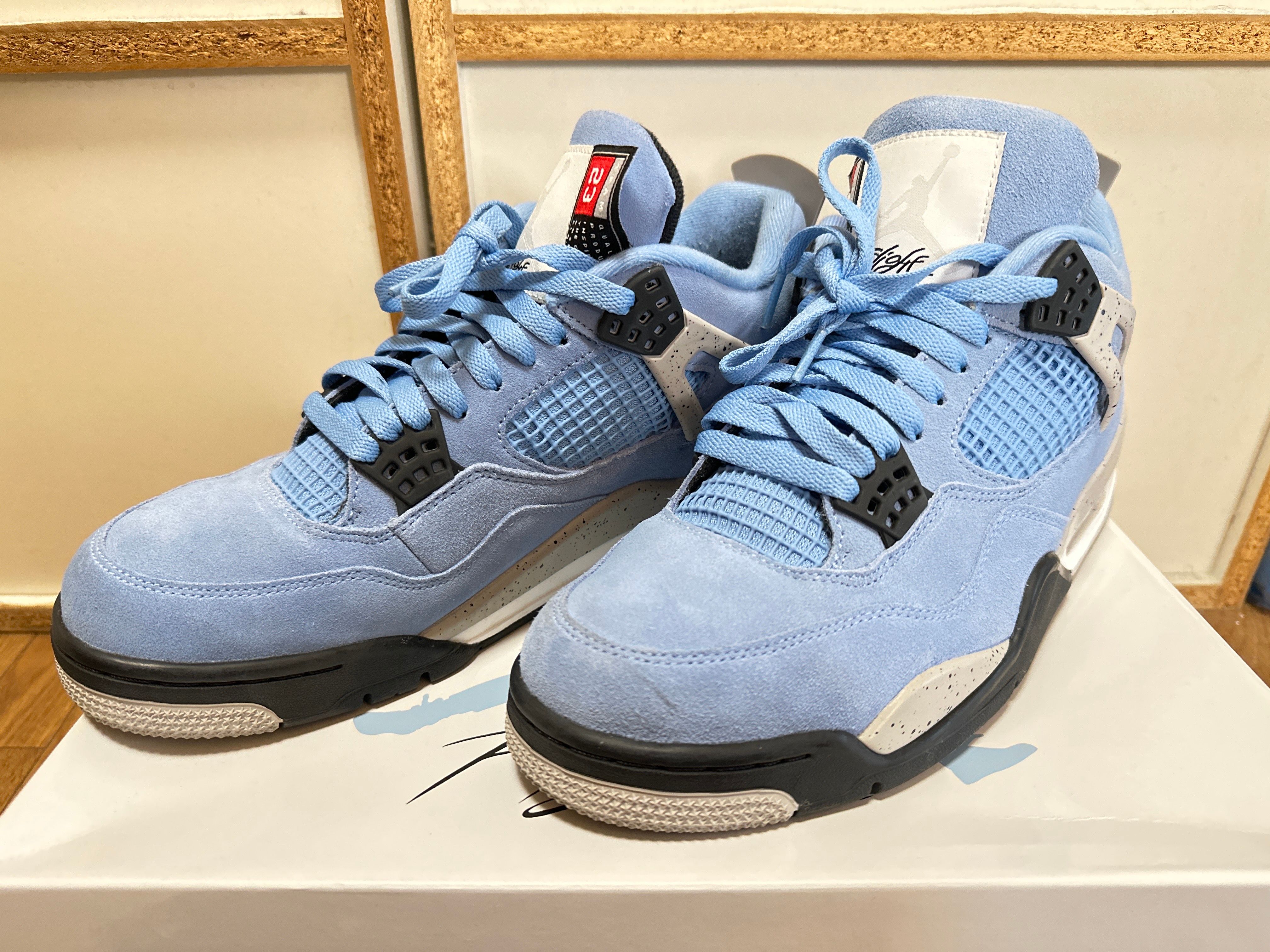Nike Air Jordan 4 "University Blue"
