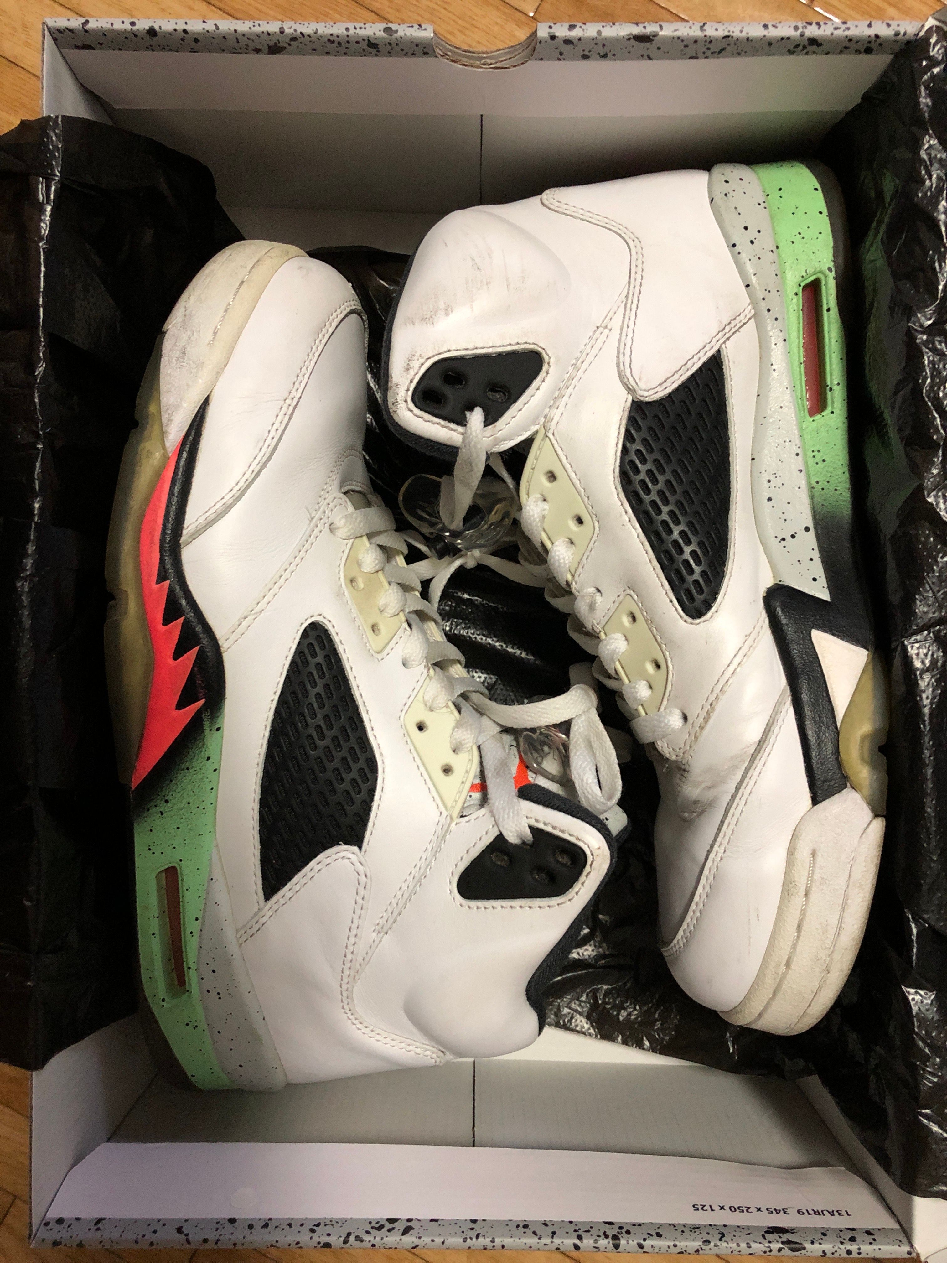 NIKE AIR JORDAN 5 RETRO POISON GREEN