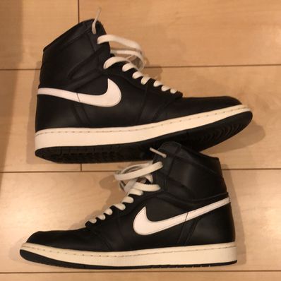 Nike Air Jordan 1 Retro High "Yin Yang Black"