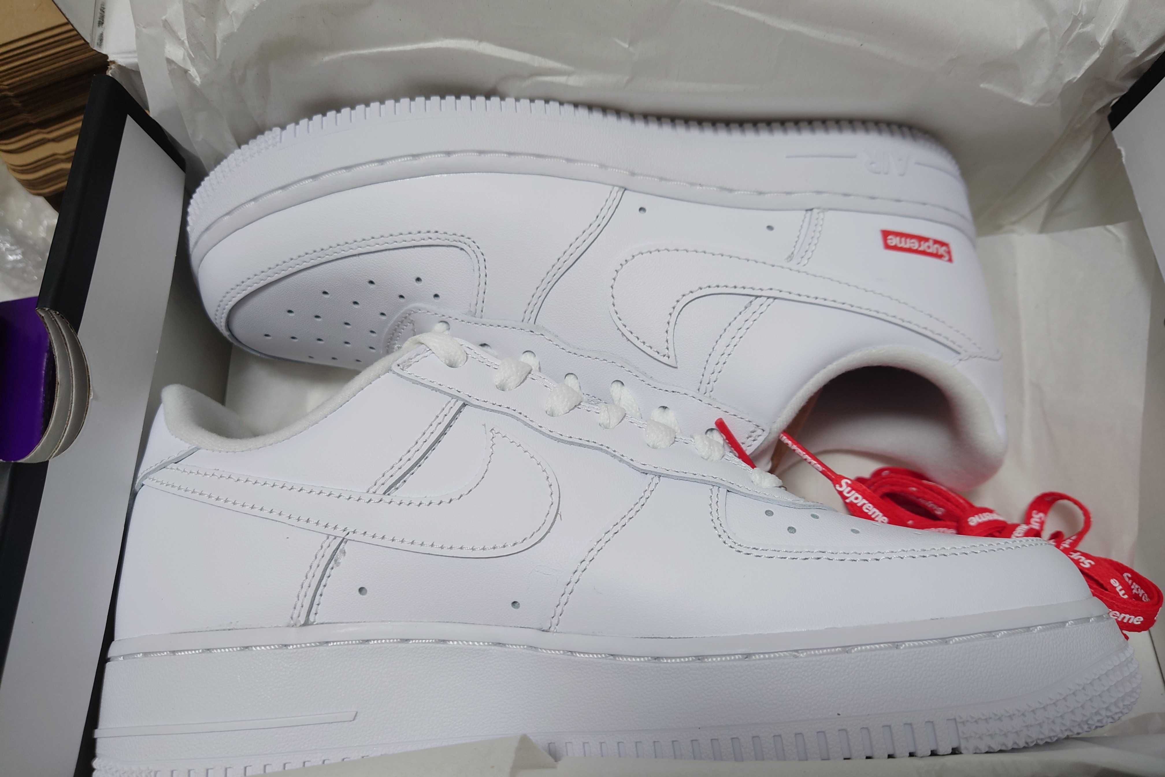 Supreme × Nike Air Force 1 Low "White"