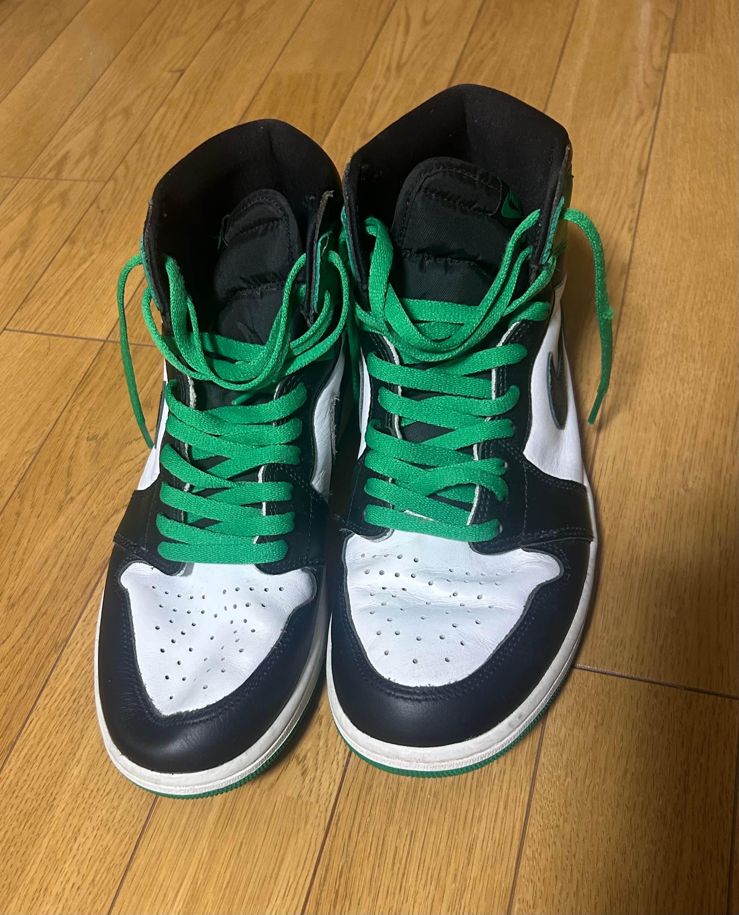 Nike Air Jordan 1 Retro High OG "Celtics/Black and Lucky Green" (2023)