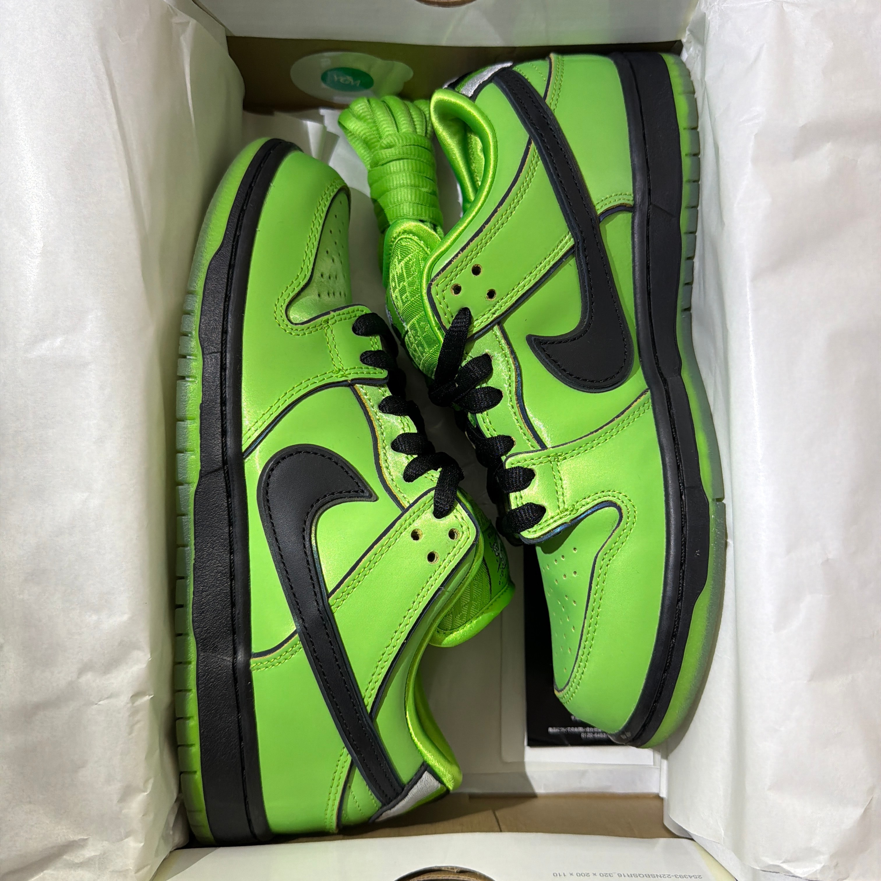 The Powerpuff Girls × Nike SB Dunk Low Pro QS "Buttercup"