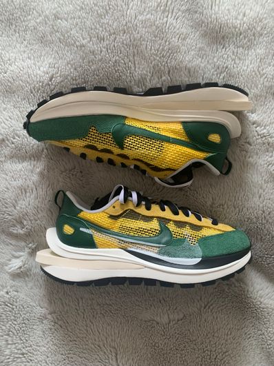 sacai × Nike Vapor Waffle "Tour Yellow/Stadium Green-Sail"