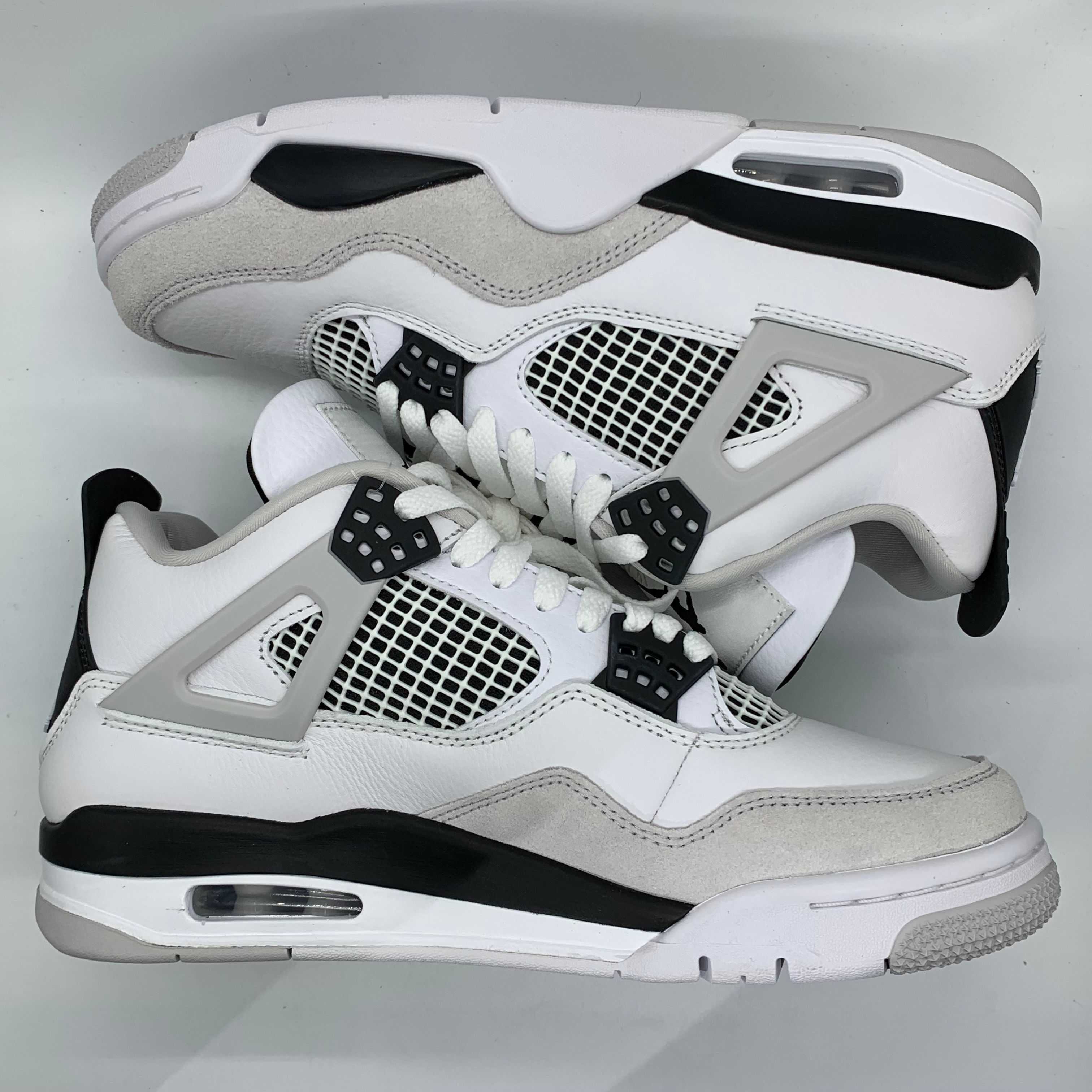 Nike Air Jordan 4 "Military Black"