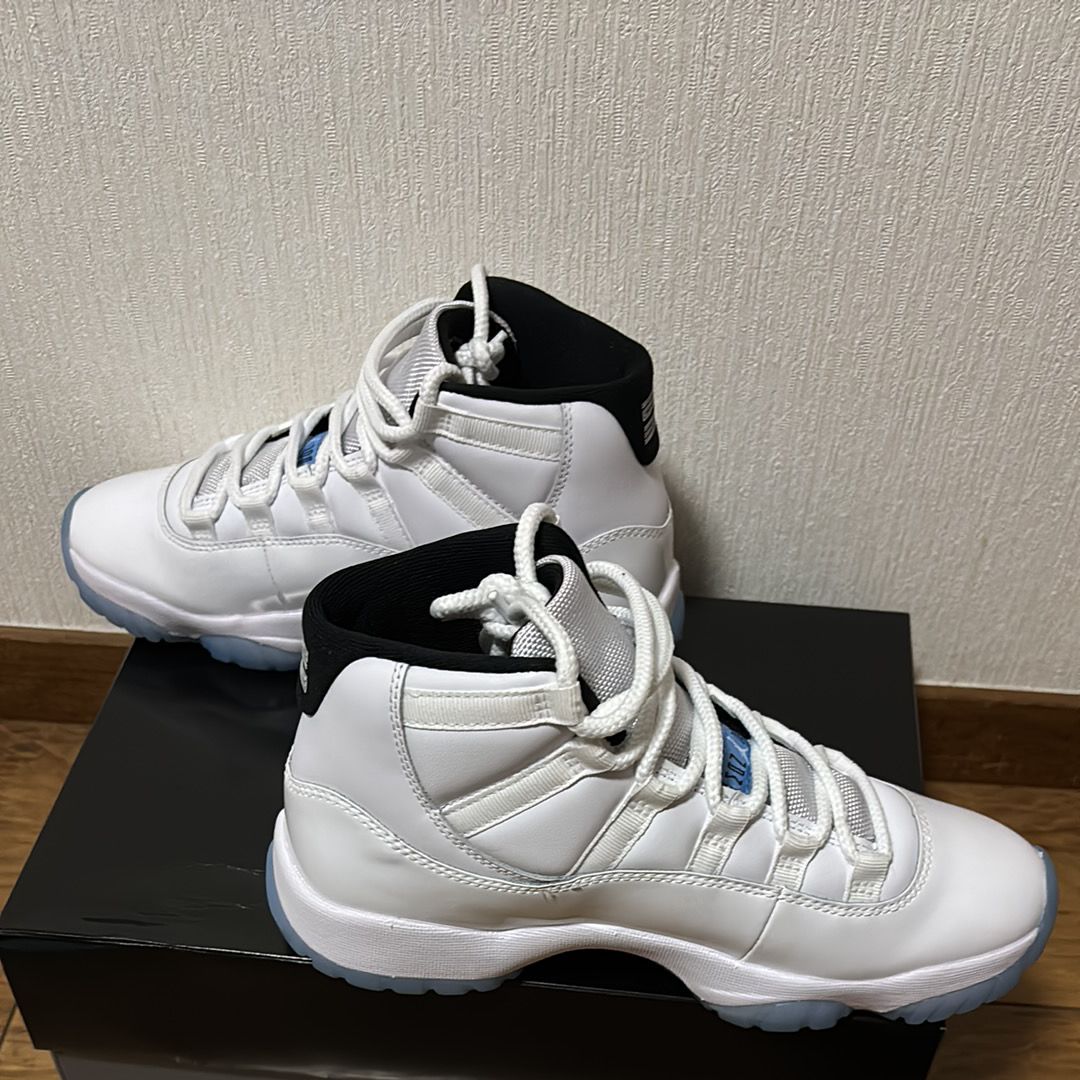 Nike Air Jordan 11 Retro "White/Legend Blue"