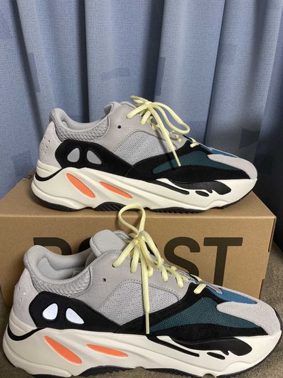 adidas YEEZY Boost 700 "Wave Runner"