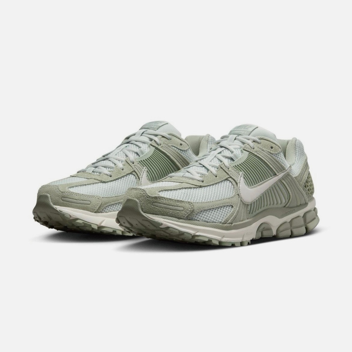 Nike Zoom Vomero 5 "Jade Horizon/Phantom"