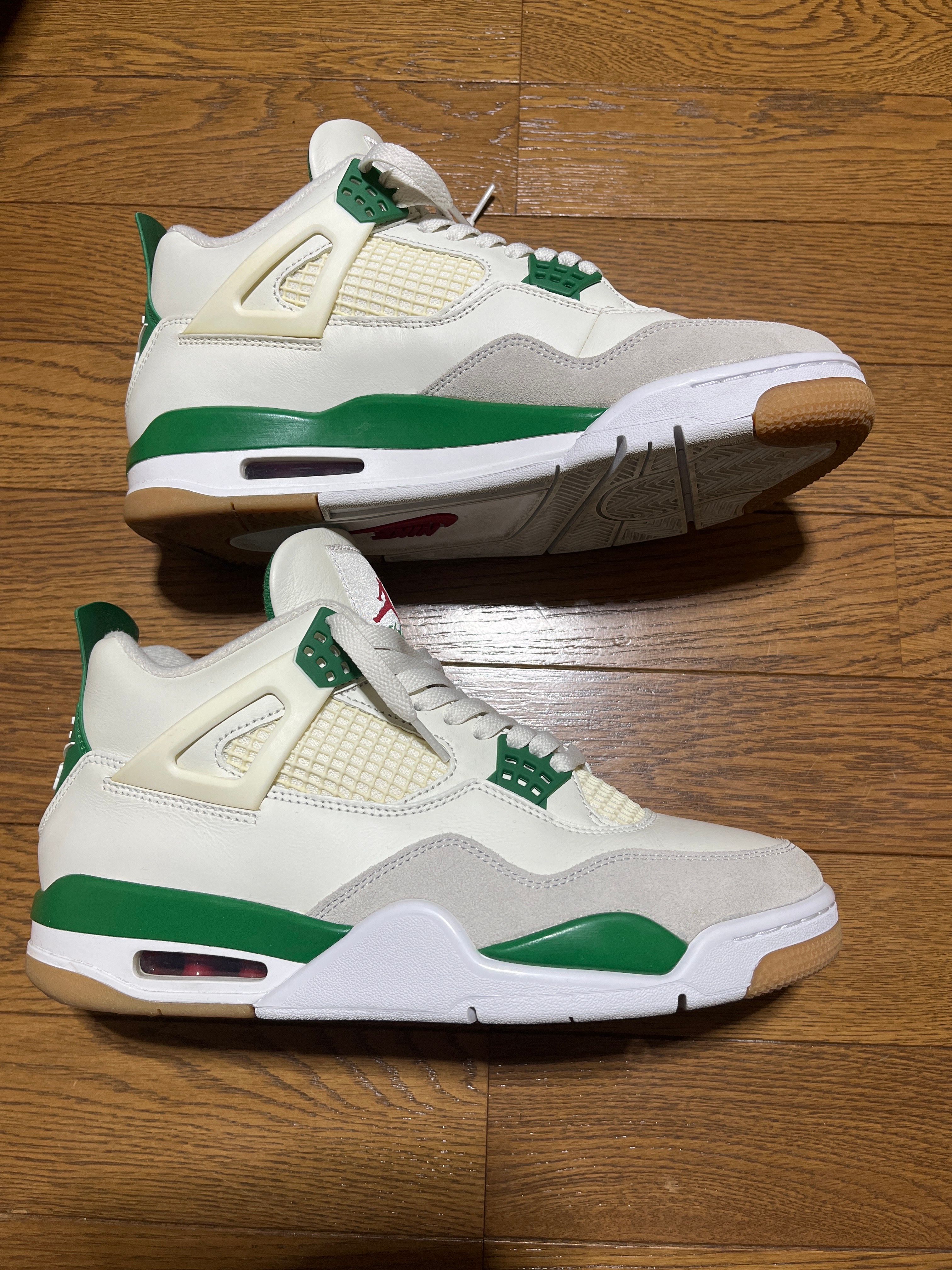 Nike SB × Air Jordan 4 Retro SP "Pine Green"