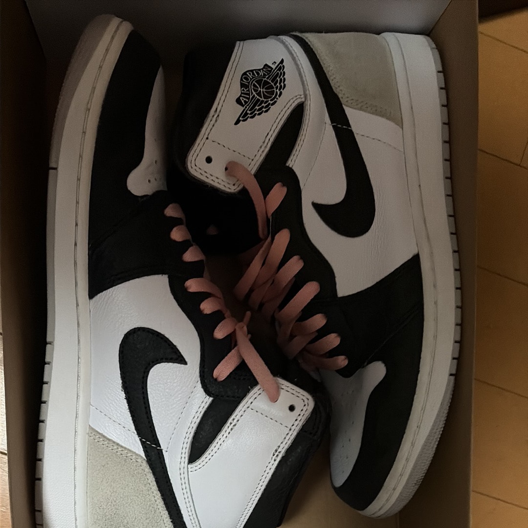 ナイキ エアジョーダン1 ハイ OG "ブリーチド コーラル"